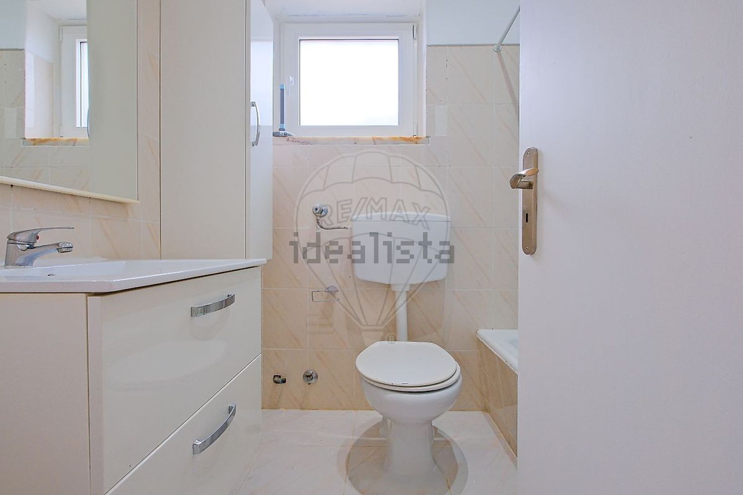 出租公寓 t2在Rua Doutor José Filipe Rodrigues - 卫生间