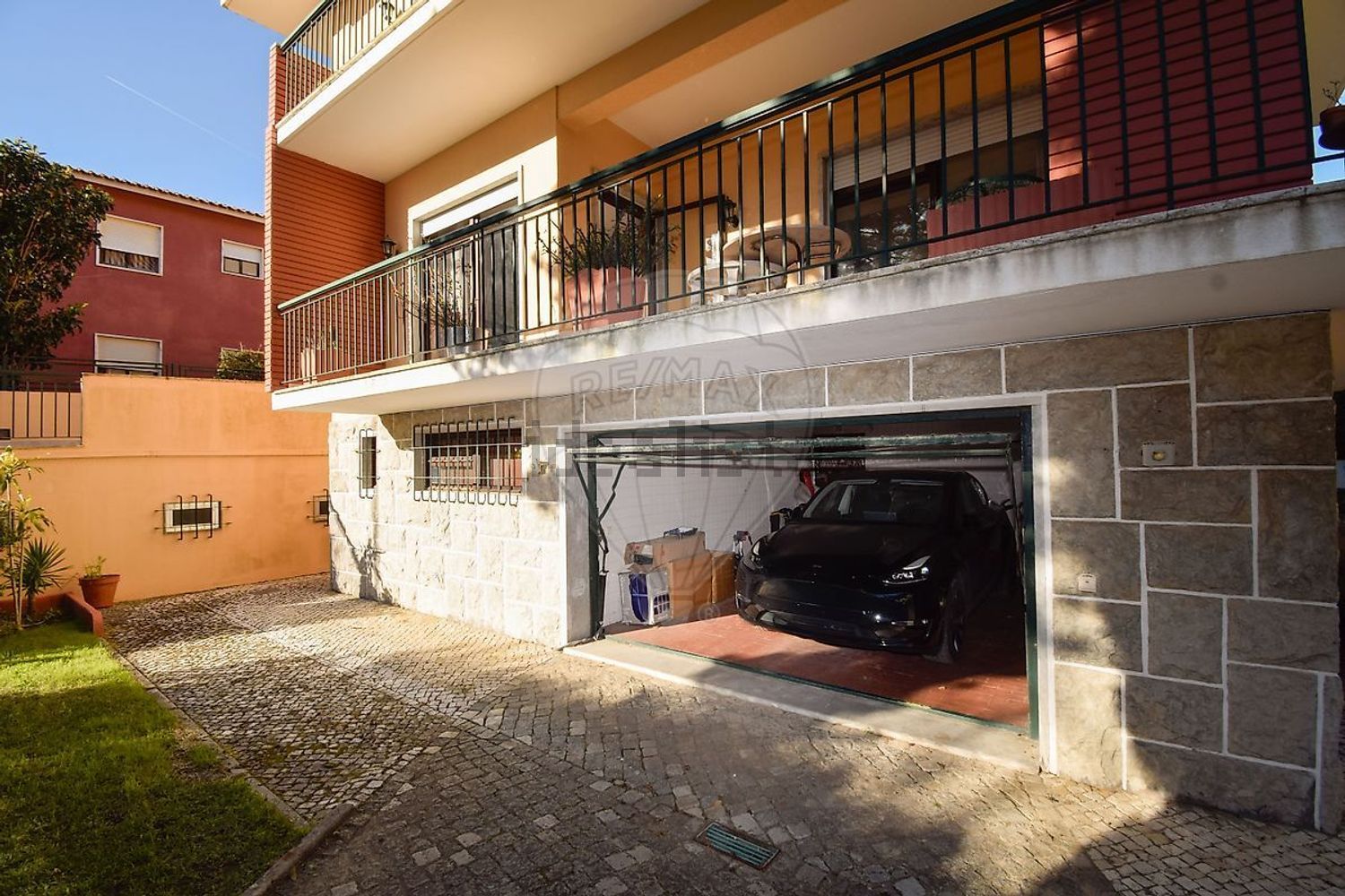 小楼房或独栋别墅出售在Rua da Quinta das Palmeiras - 外立面