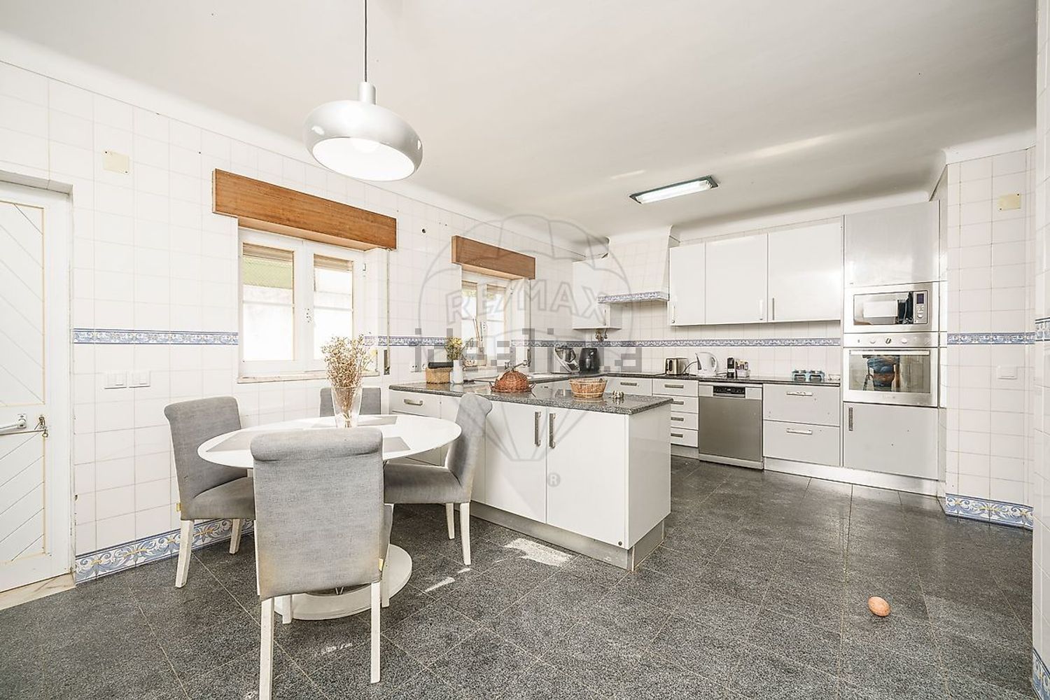 小楼房或独栋别墅出售Urbanização Quinta Tomé Dias - 厨房