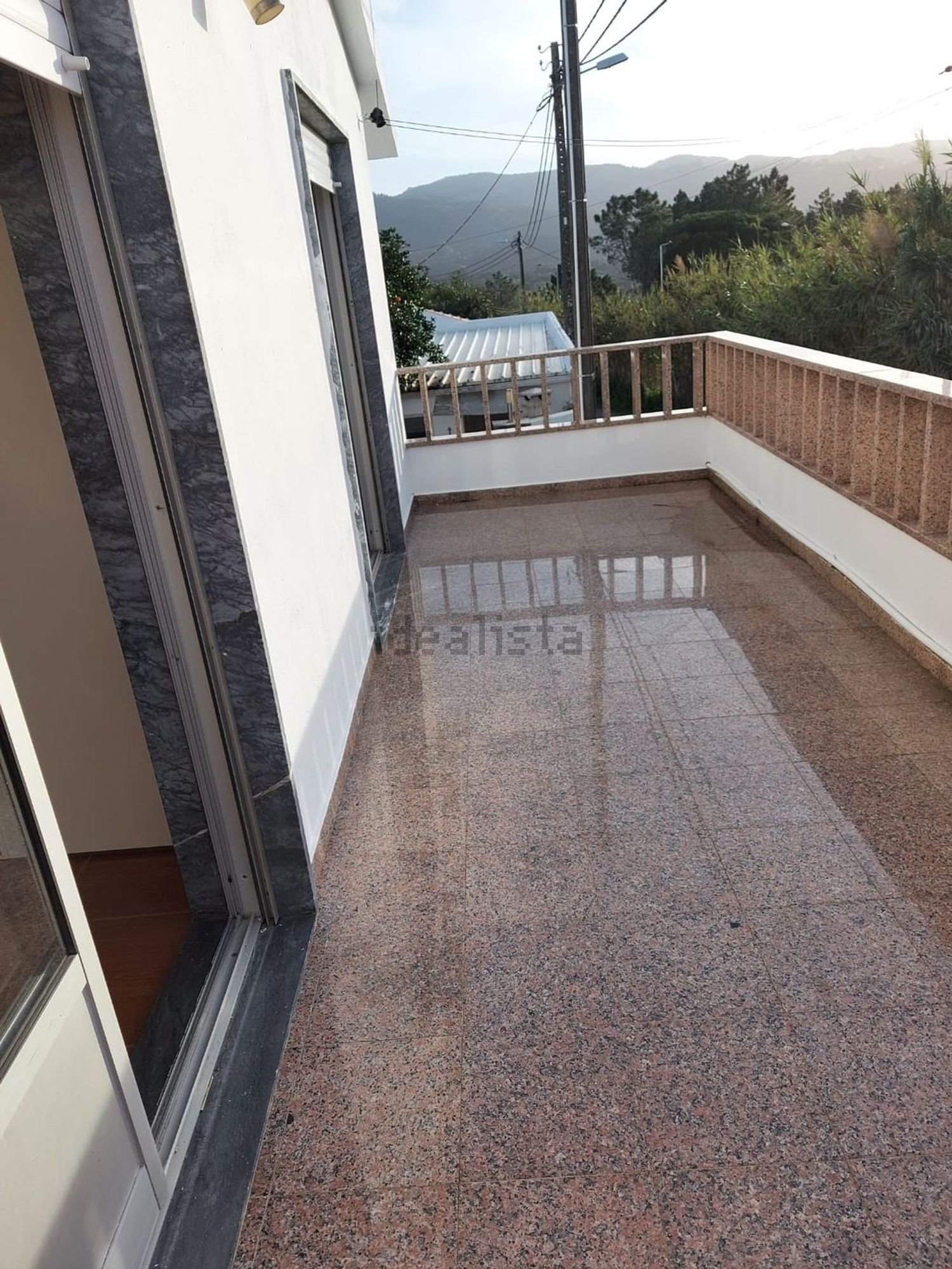 出租公寓 t2在Rua Alto do Pedregal, 52 - 阳台