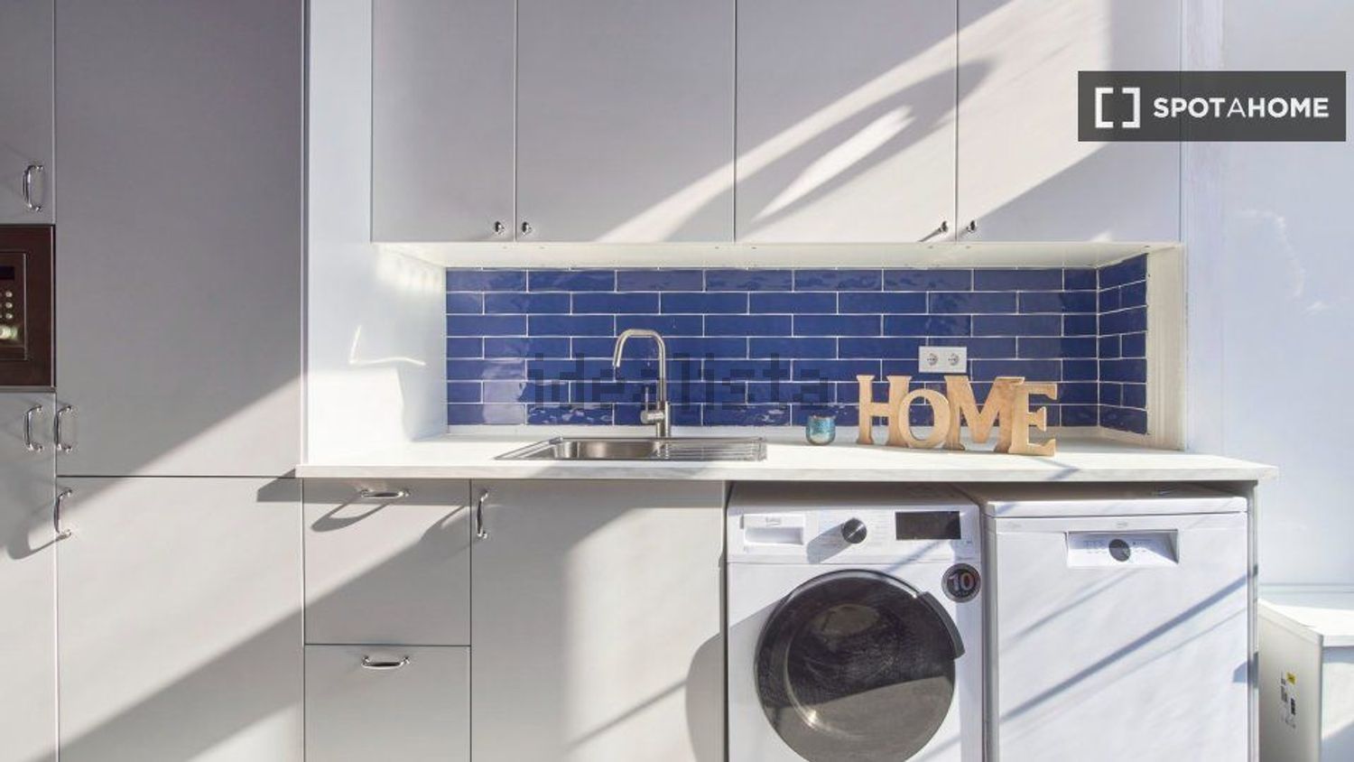 出租房间在Largo Vitorino Damásio - 厨房