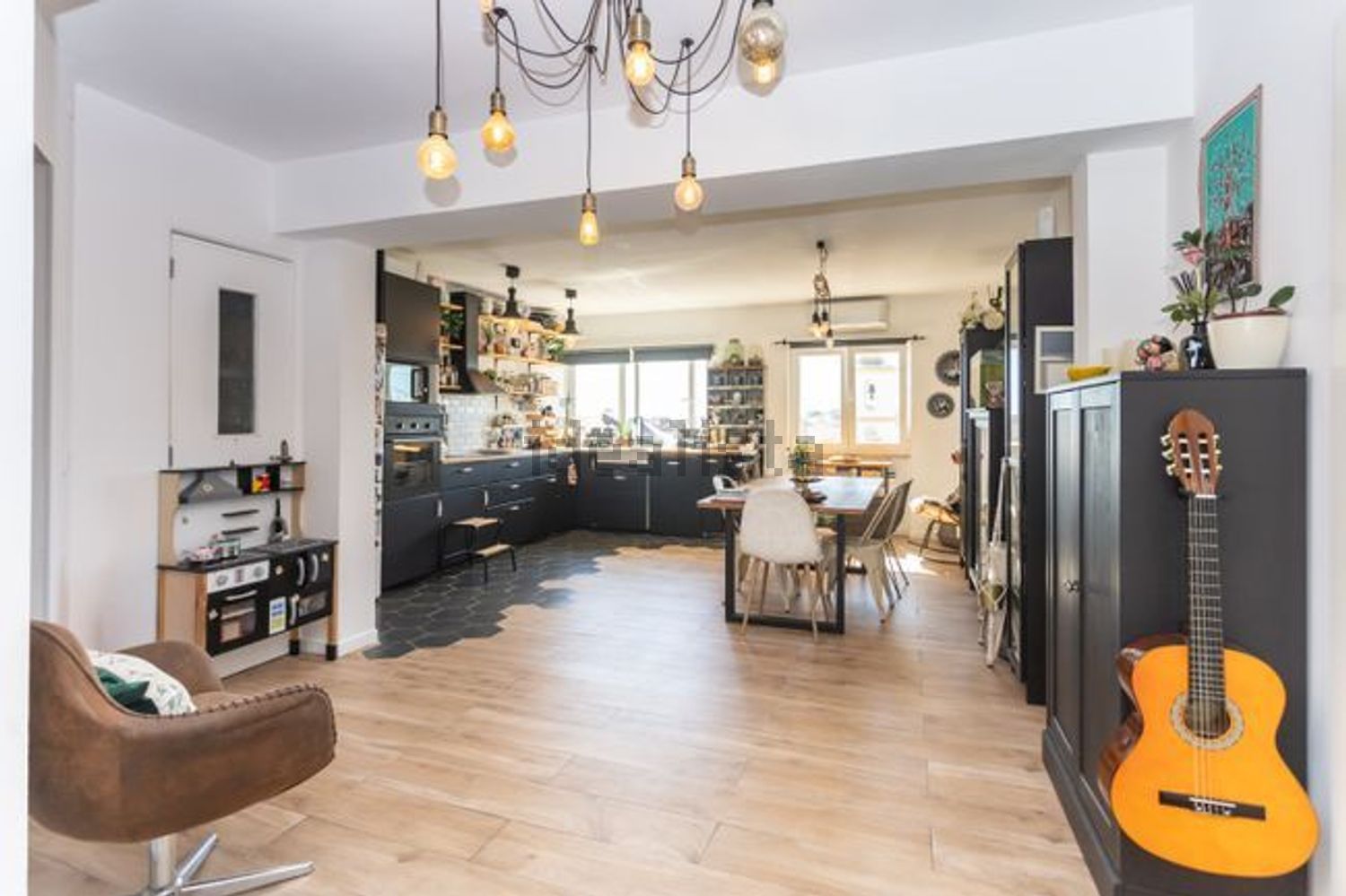 公寓 t3出售在Largo 1º de Maio, 19 - 客厅