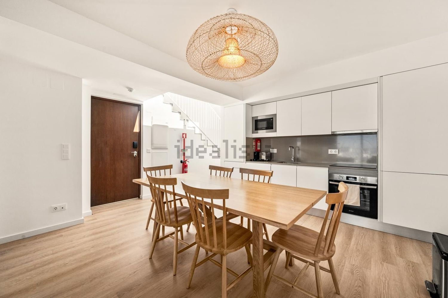 公寓 t3出售在Rua Isabel Arsénio - 客厅