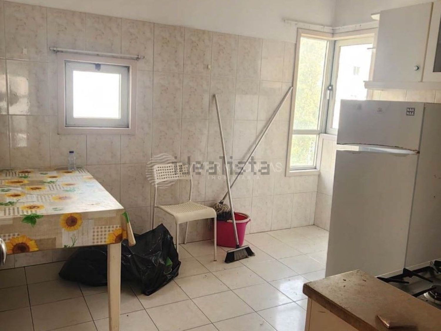 公寓 t4出售在Rua de Dentro, 8 a - 厨房