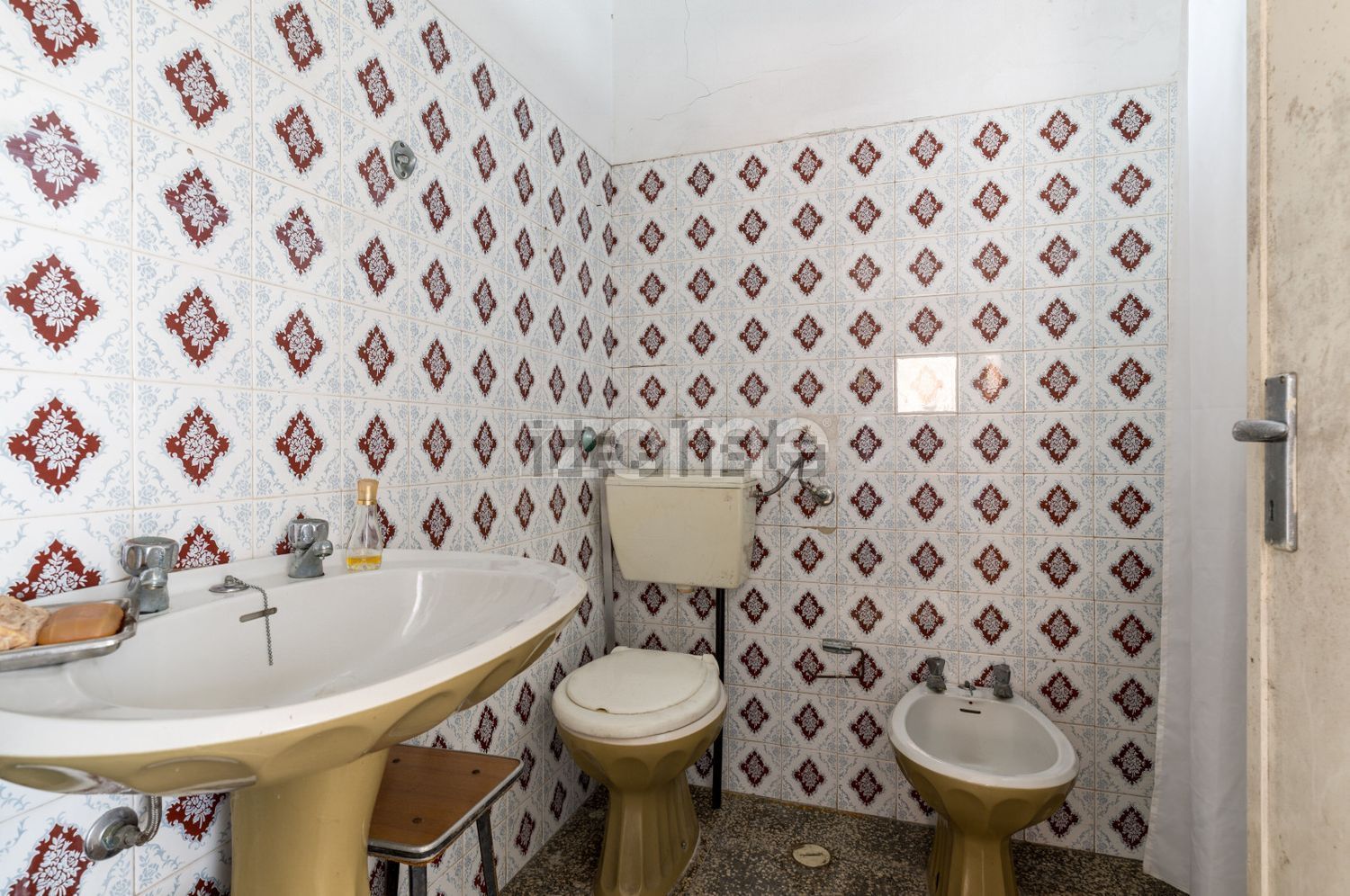 小楼房或独栋别墅出售在Rua da Liberdade, 102 - 卫生间