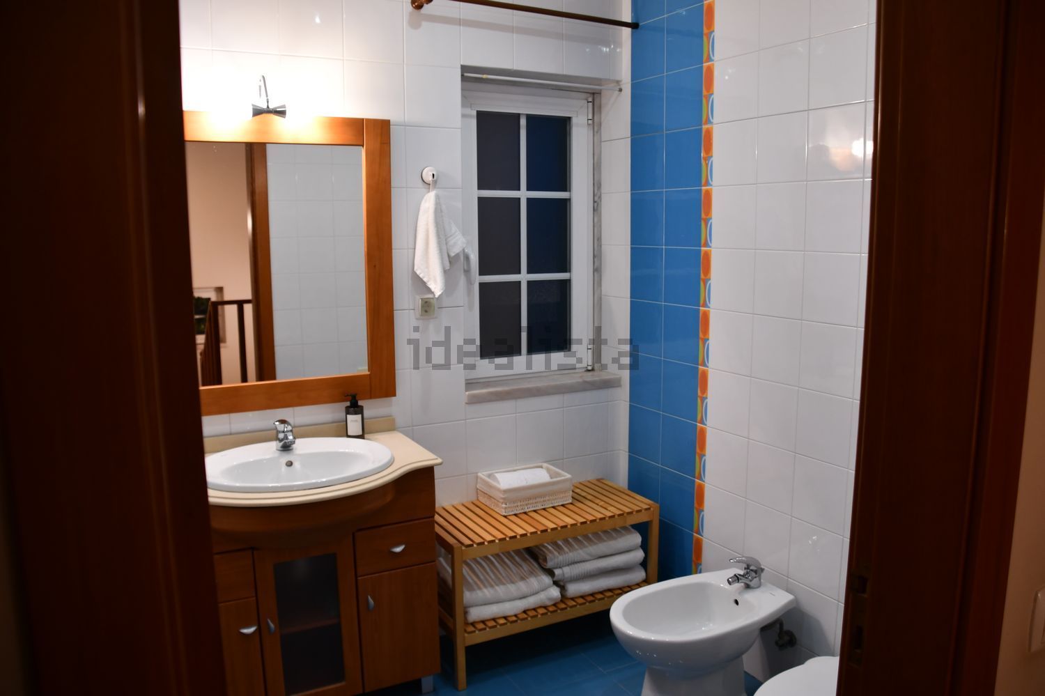 出租小楼房或独栋别墅在Rua António Augusto Pereira de Almeida, 29 - 卫生间