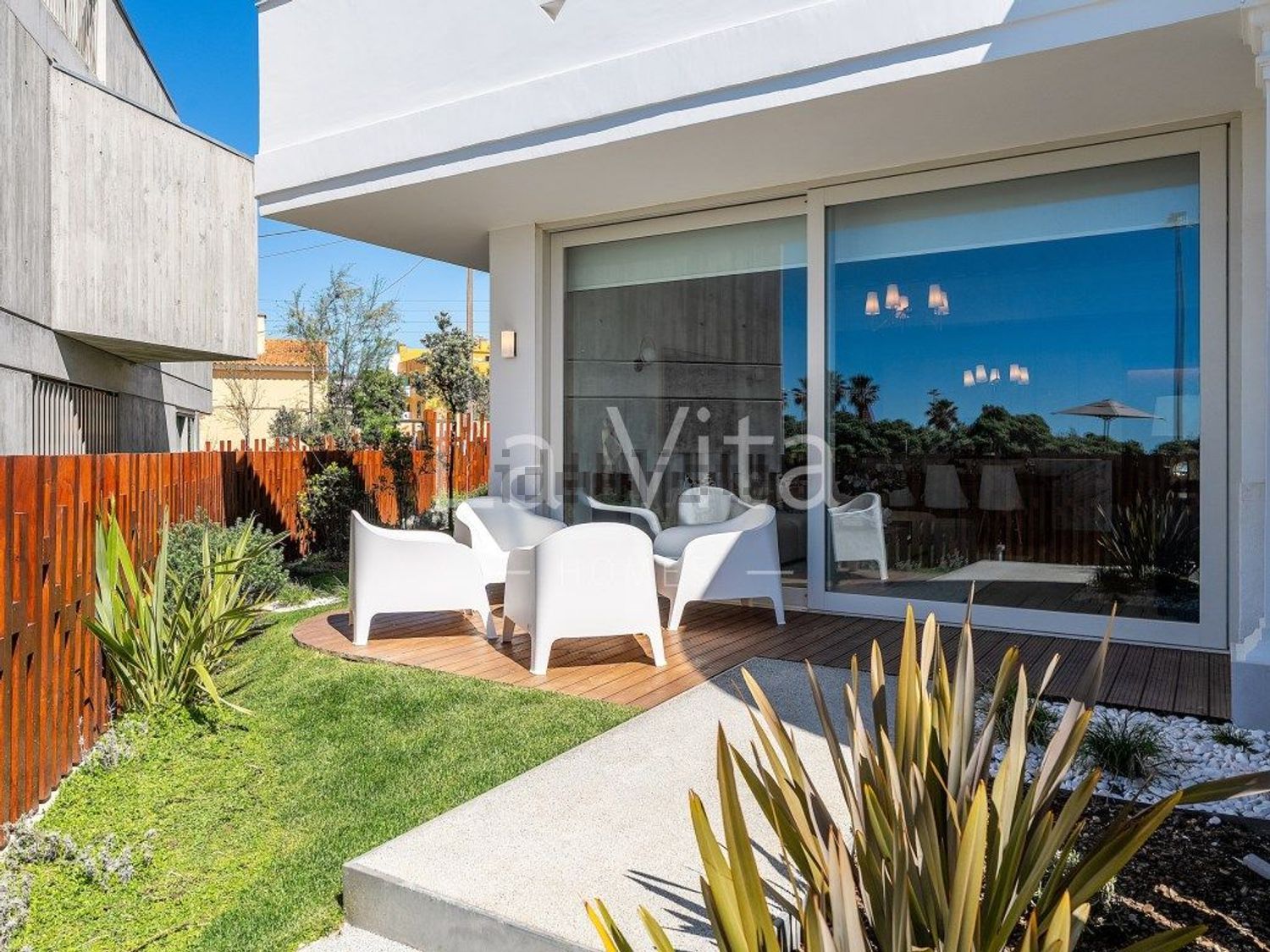 双拼别墅出售在Avenida Marginal - 游泳池