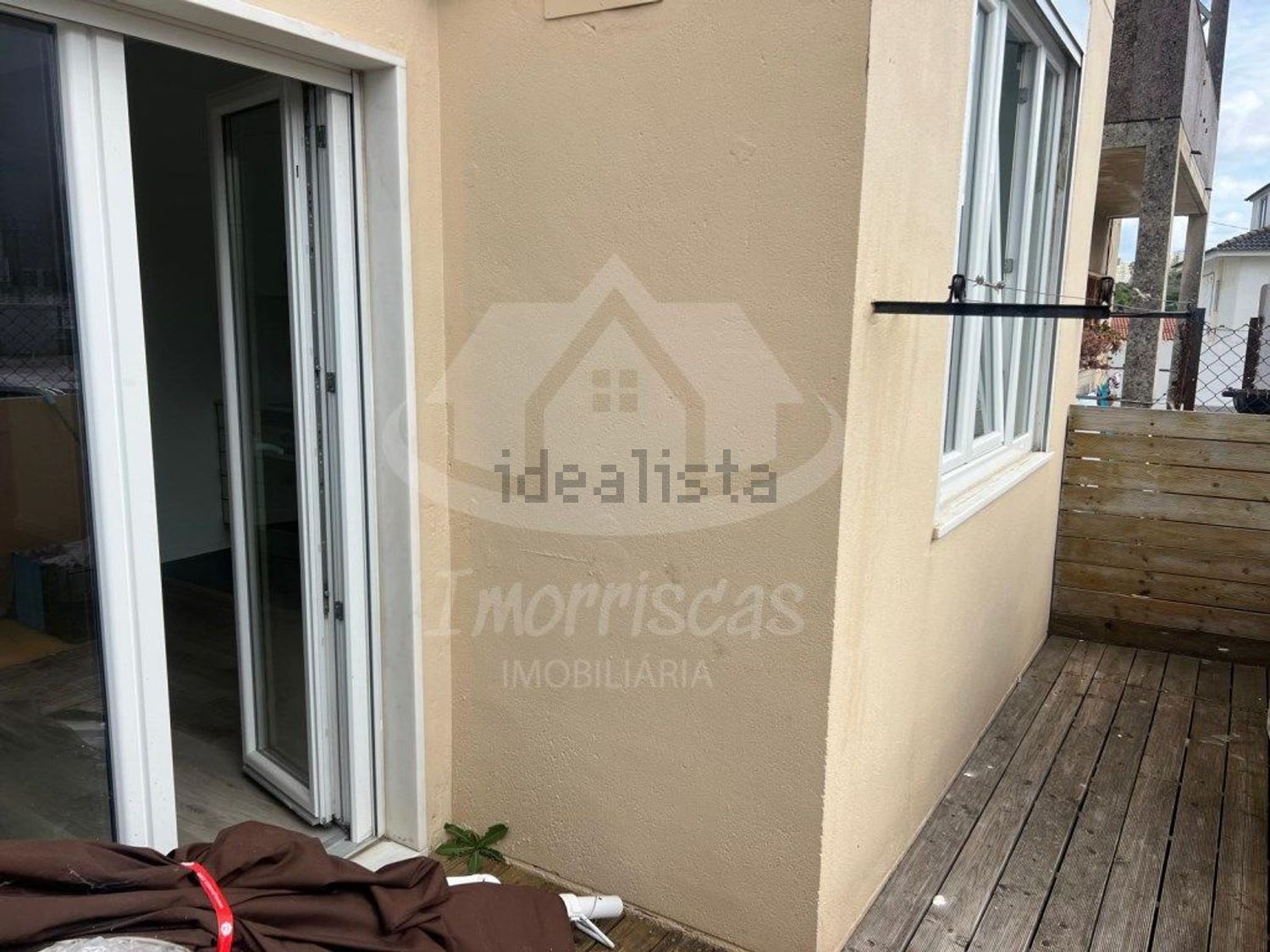 公寓 t2出售在Rua Cidade da Horta, 5 - 阳台