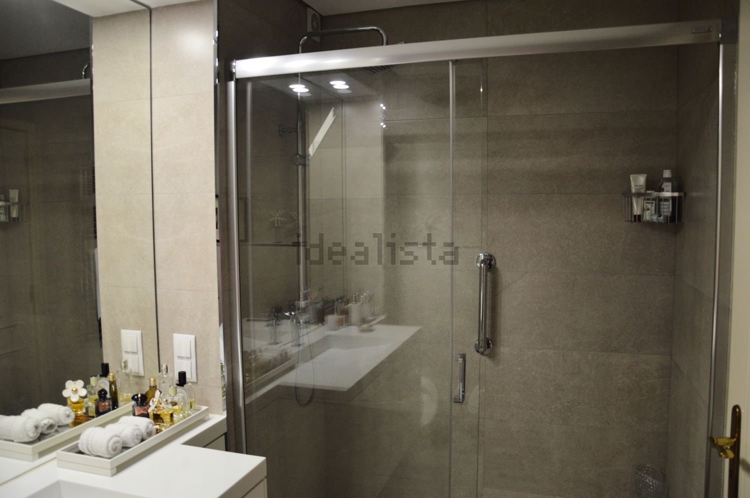 公寓 t3出售在Avenida Alfredo da Silva - 卫生间