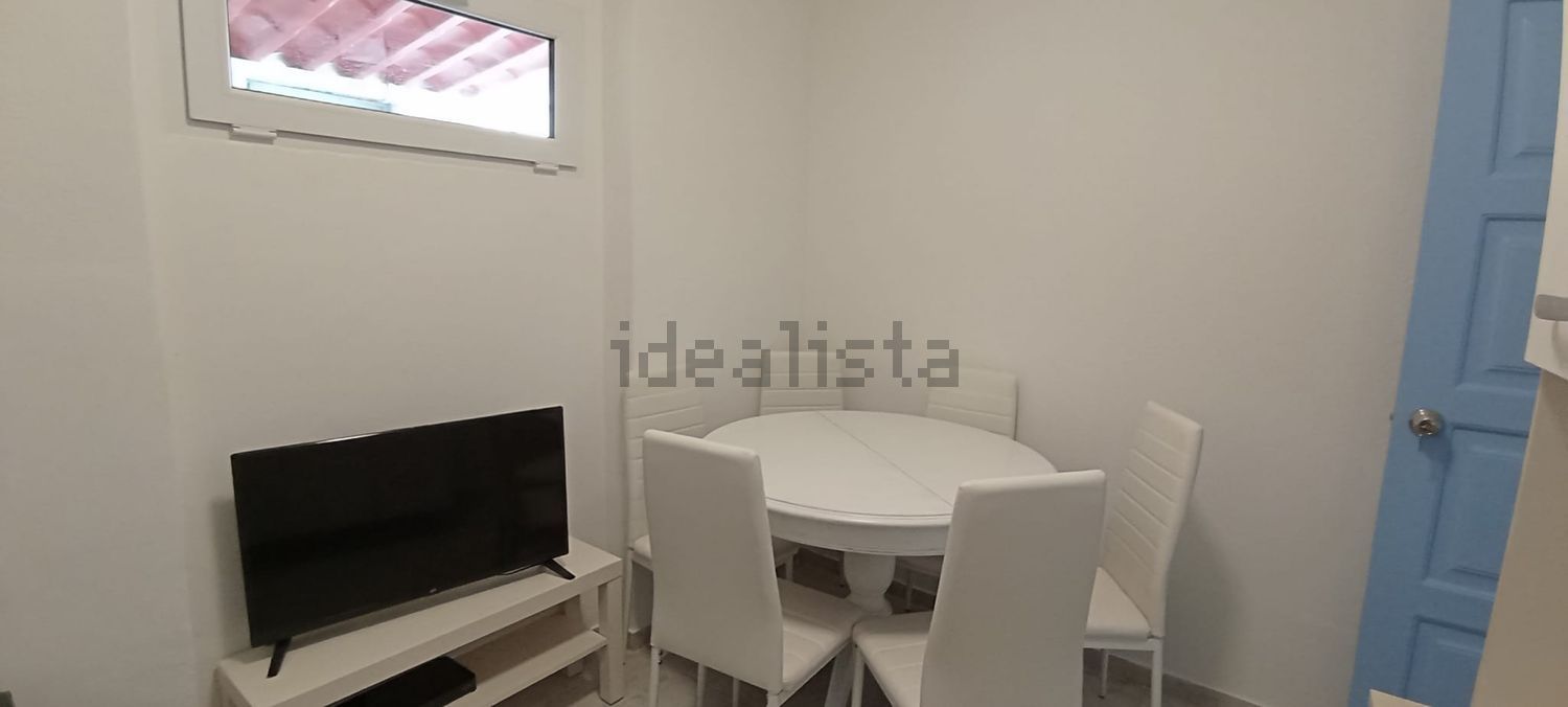 出租房间在Rua São Pedro, 14 - 客厅