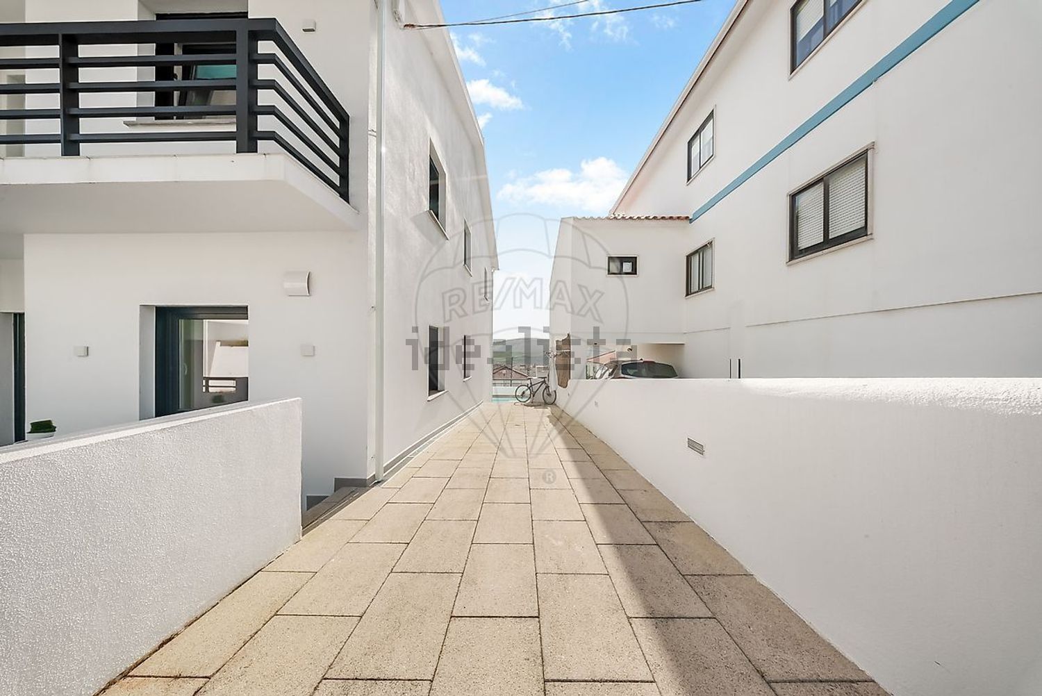 小楼房或独栋别墅出售在Bairro Vila Morena - 照片