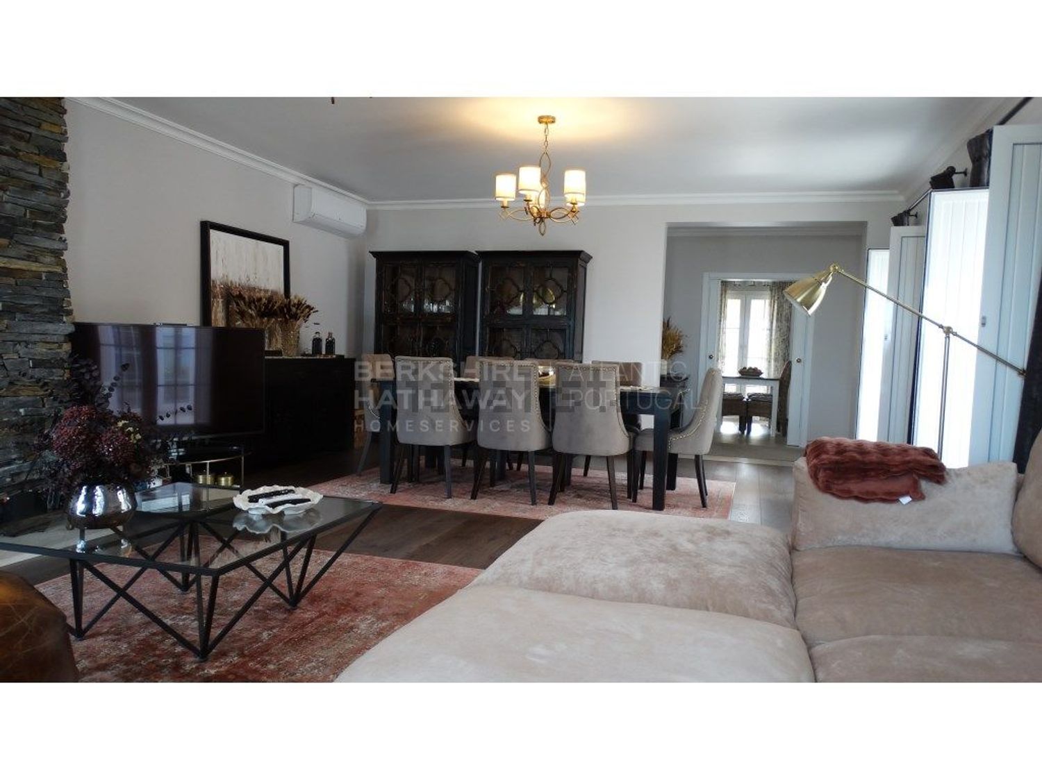 小楼房或独栋别墅出售在Porto Covo - 客厅