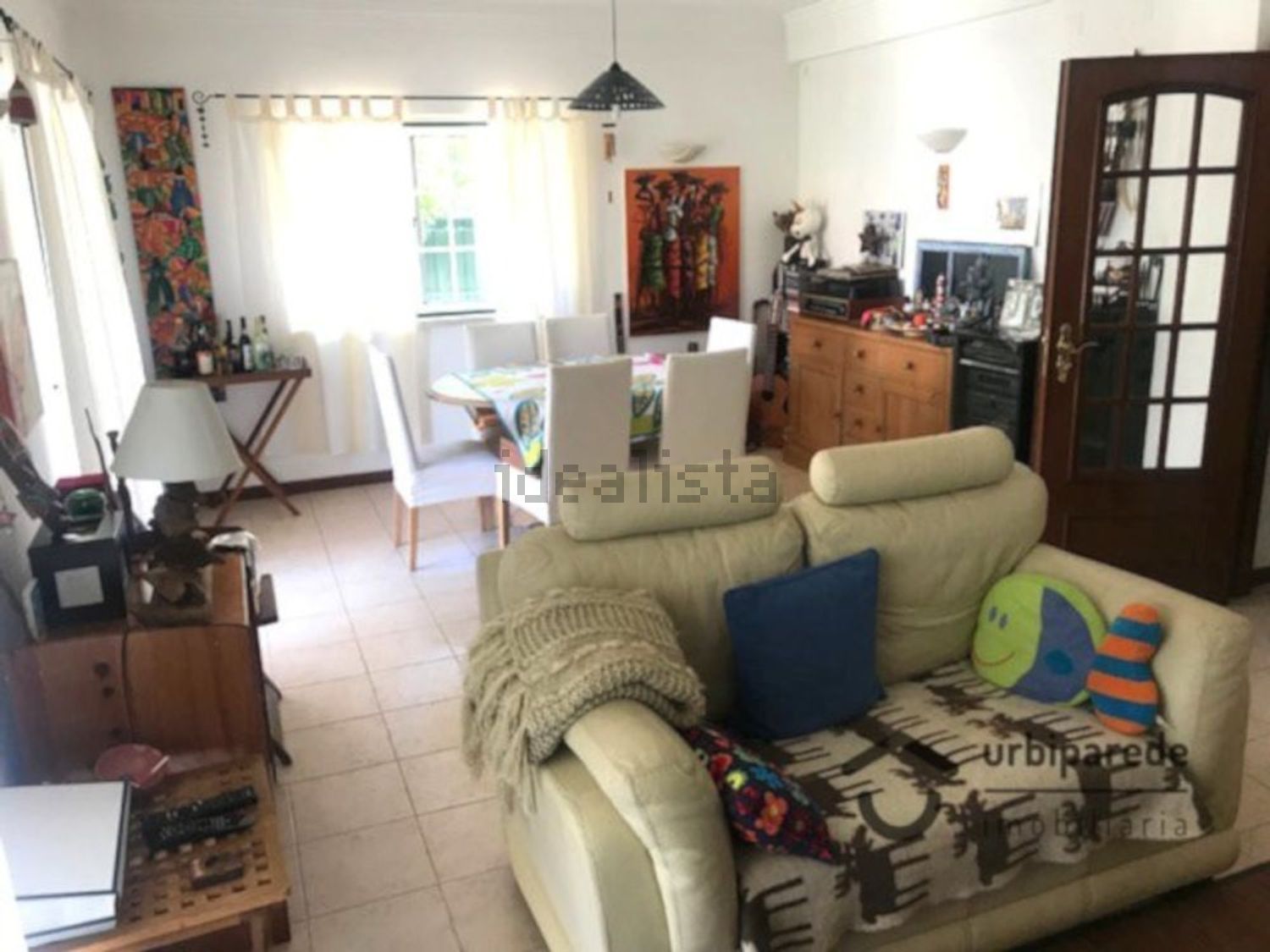 出租小楼房或独栋别墅在Praceta Susana Feitor s/n - 客厅