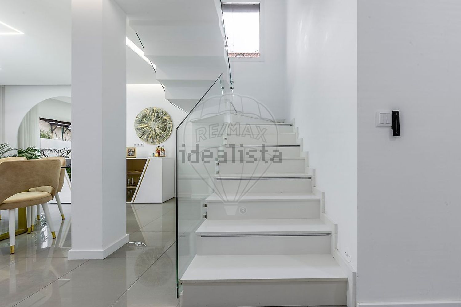 小楼房或独栋别墅出售在Rua da Ribeira - 详情