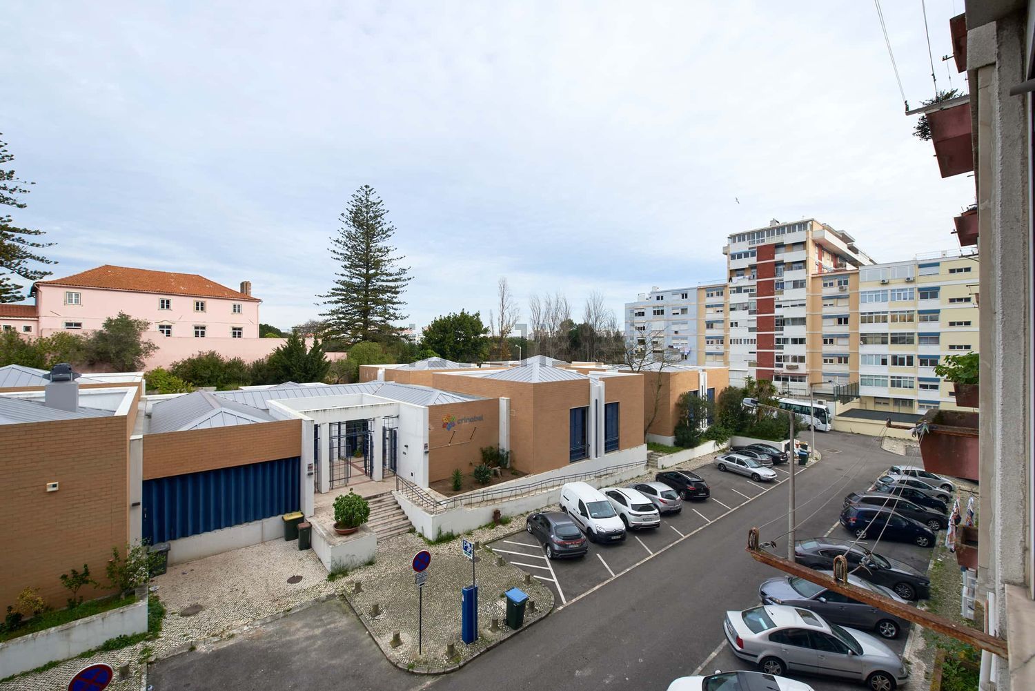 出租房间在Praça Rainha Dona Filipa, 5 - 视线