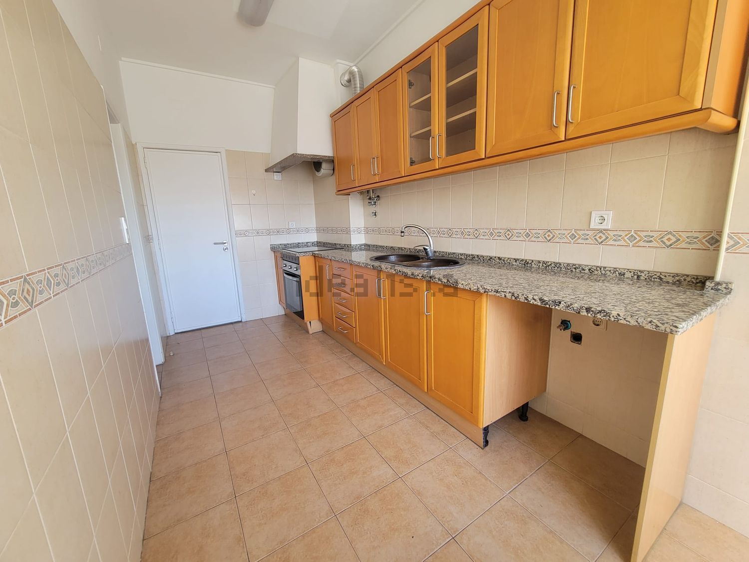 出租公寓 t2在Rua Cidade de Aveiro - 厨房