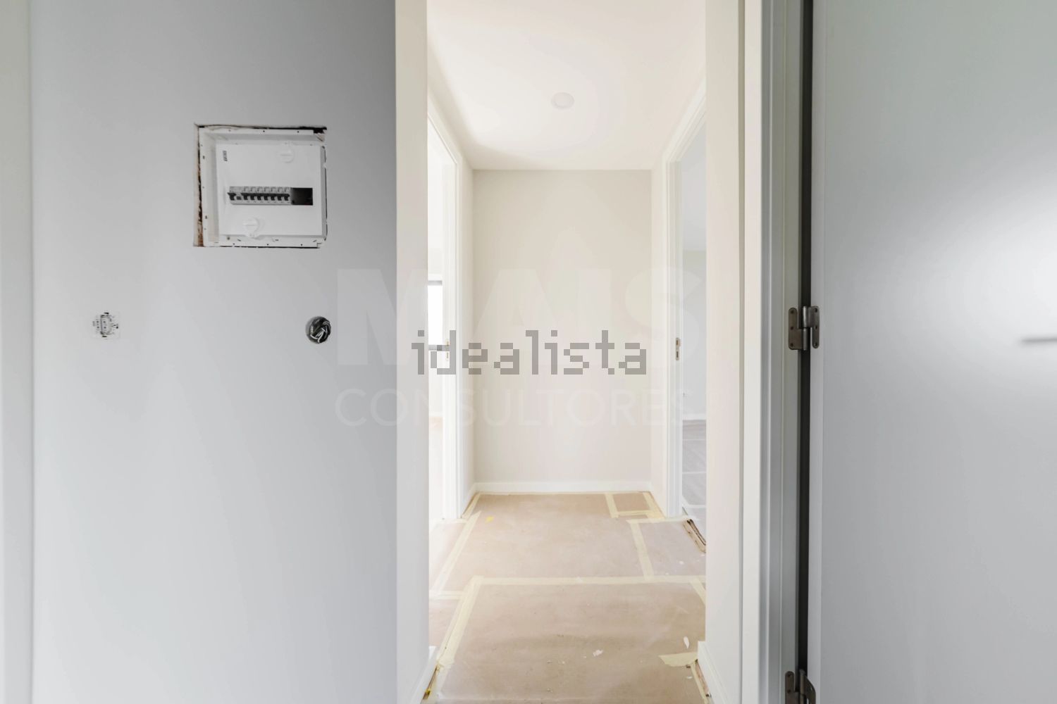 小楼房或别墅出售在São Bartolomeu dos Galegos e Moledo - 过道