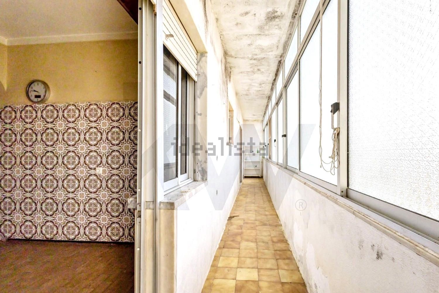 双拼别墅出售在Rua de Aveiro - 过道