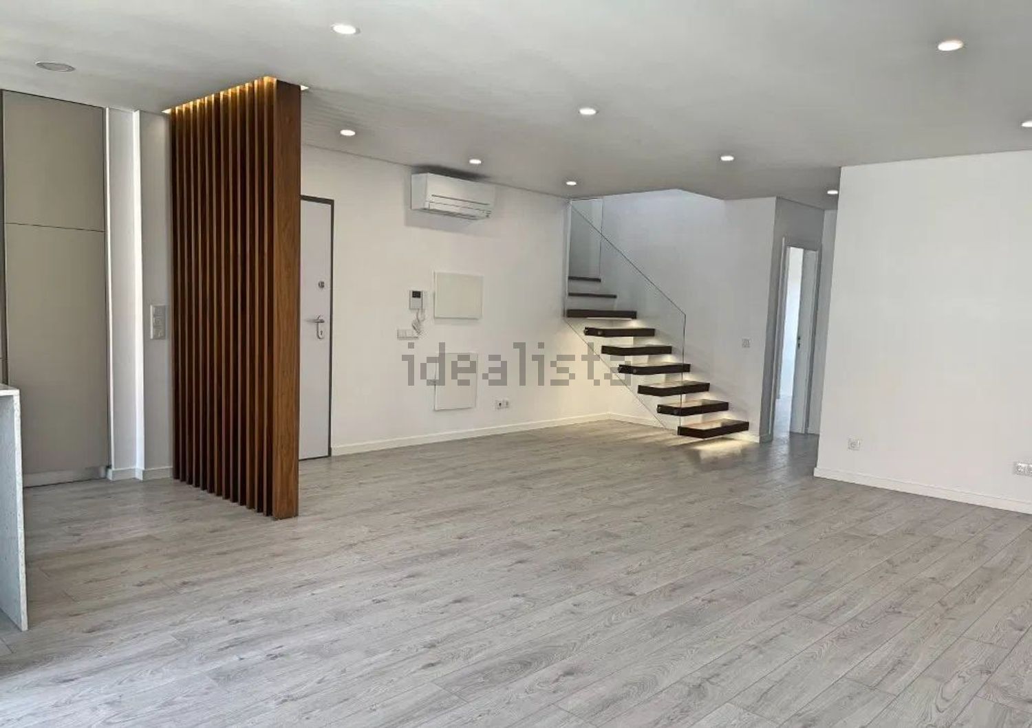 复式公寓出售在Rua Rogério Pedro - 客厅