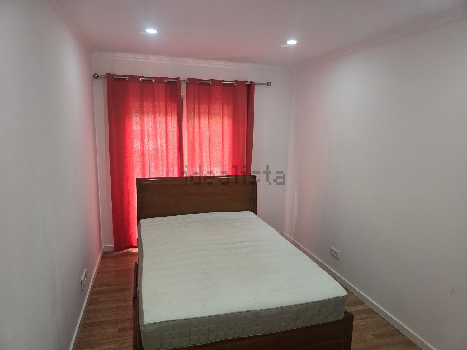 出租房间在Avenida Engenheiro Francisco de Lencastre Garrett, 30 - 卧室