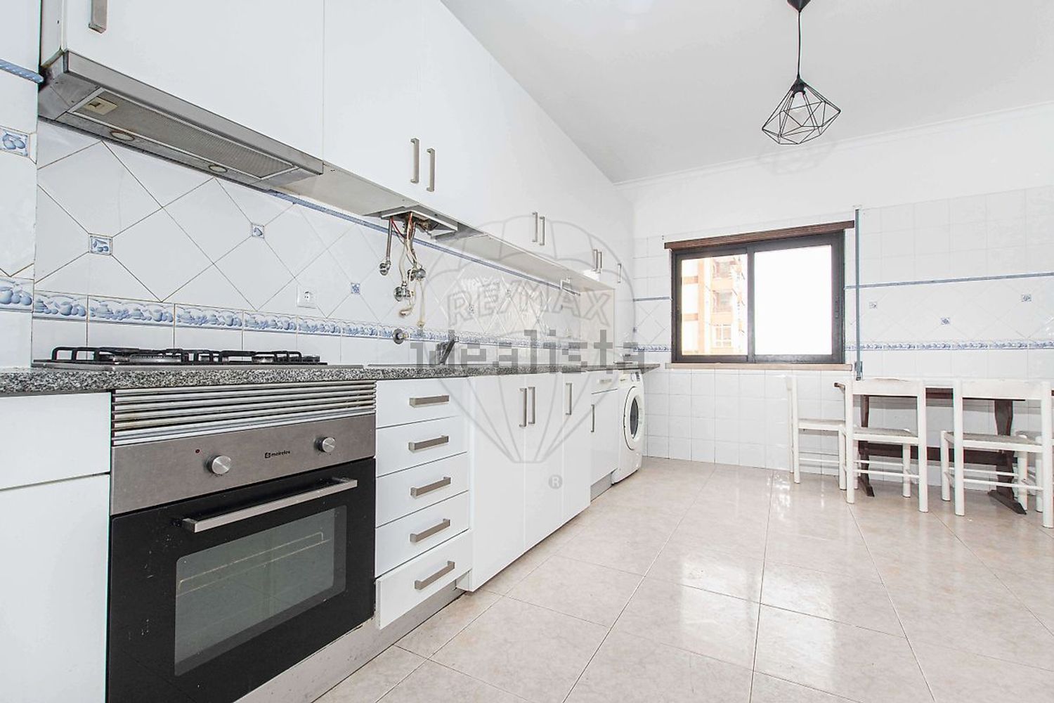 出租公寓 t2在Rua de Padre António Bianchi - 厨房