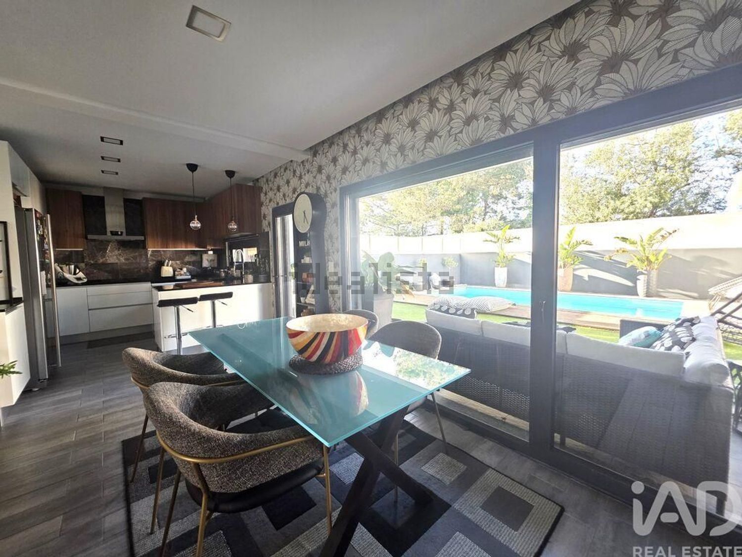 双拼别墅出售在Quintinhas - 客厅