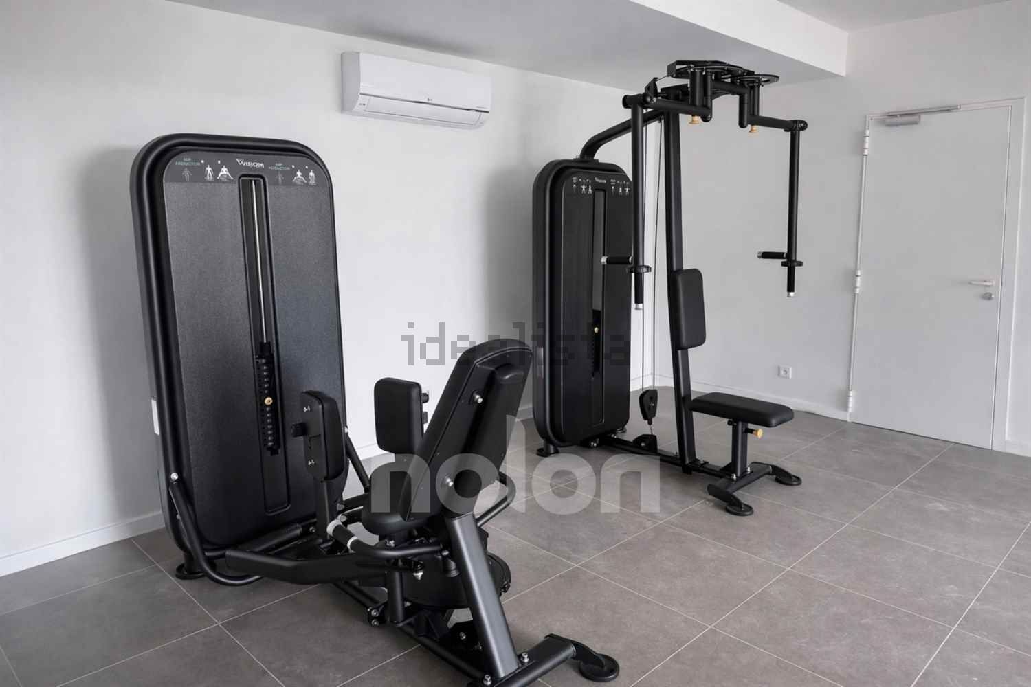 公寓 t4出售在Rua Mário Eloy Pereira, 2 Bloco F2 - 共同区域