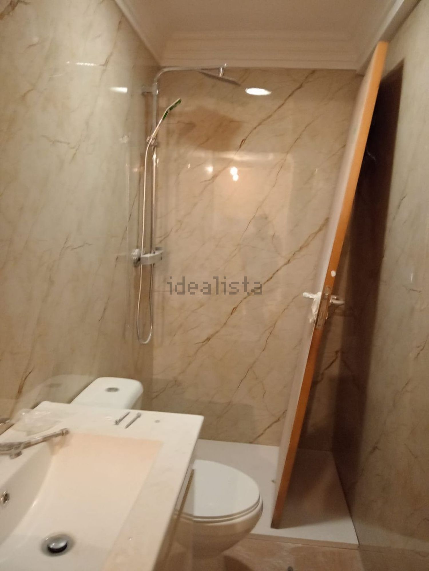 出租房间在Rua da Escola, 1 NbandarEN - 卫生间