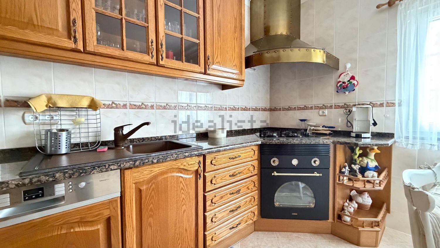 小楼房或独栋别墅出售在Quinta de Asseca - Padre Nabeto - 厨房