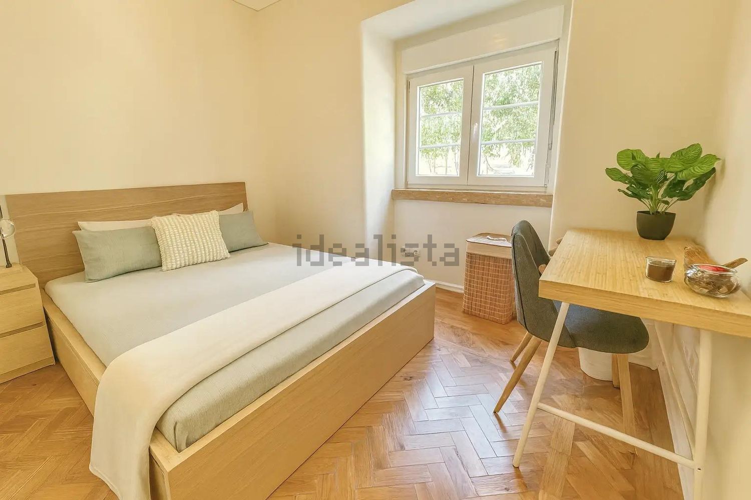 出租房间在Rua Leite de Vasconcelos, 77 - 卧室