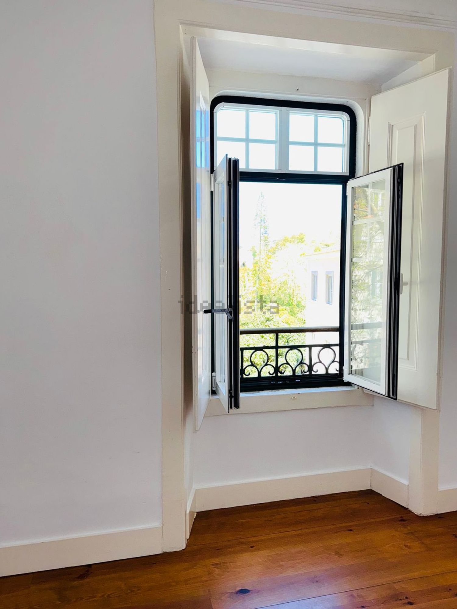 出租公寓 t4在Rua Doutor Alfredo da Costa, 92 - 卧室