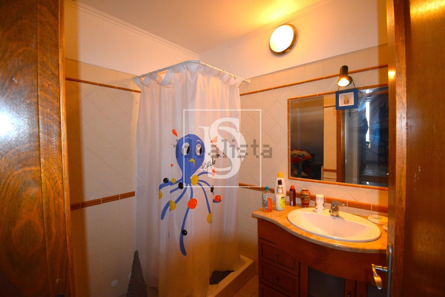 小楼房或独栋别墅出售在Encarnação - 卫生间