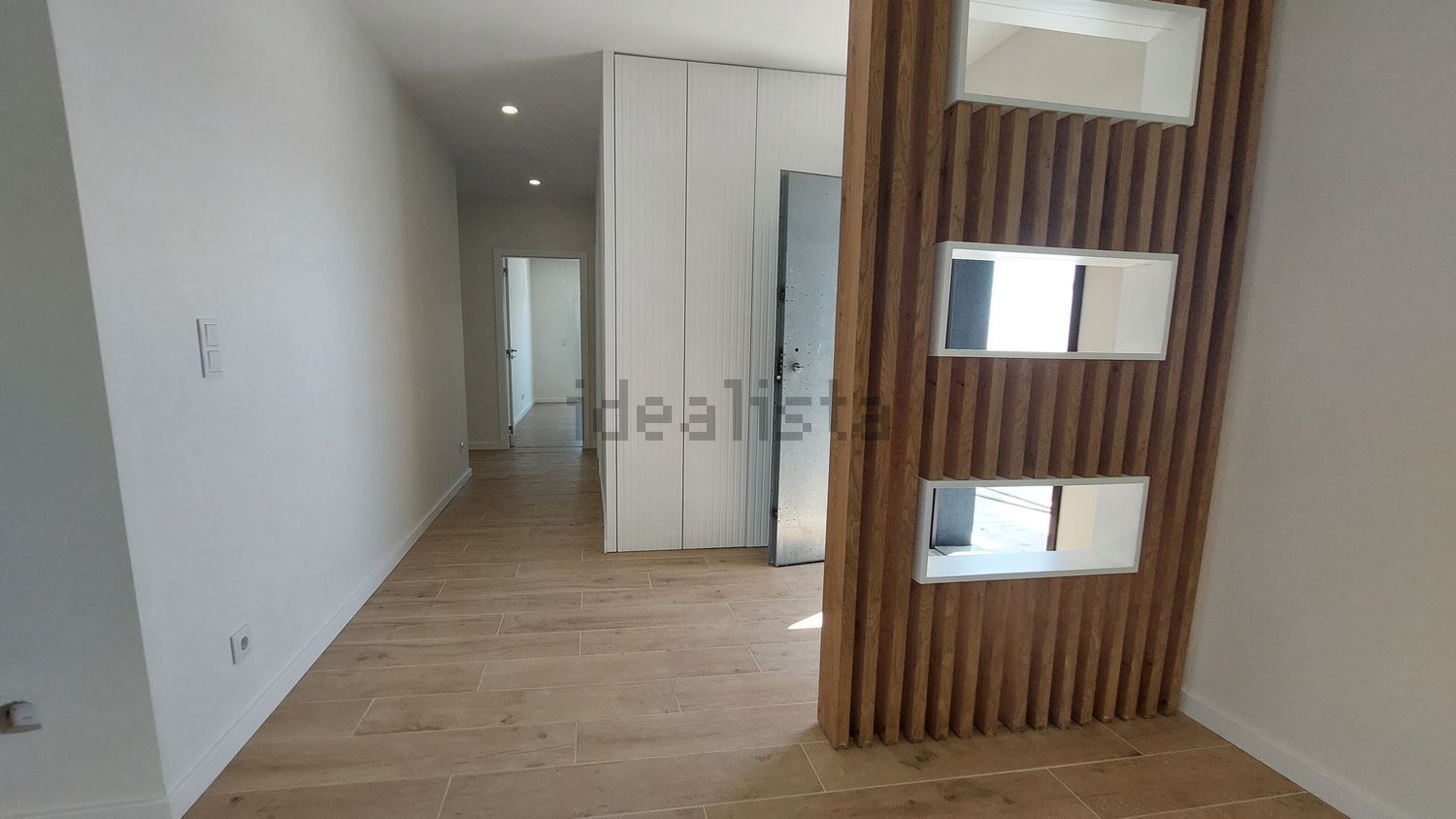 小楼房或独栋别墅出售在Quinta da Marquesa - Vila Amélia - 前厅