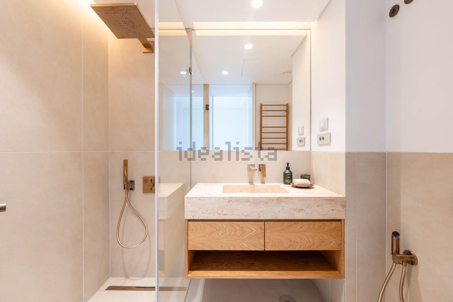 公寓 t3出售在Avenida São Pedro, 14 a - 卫生间