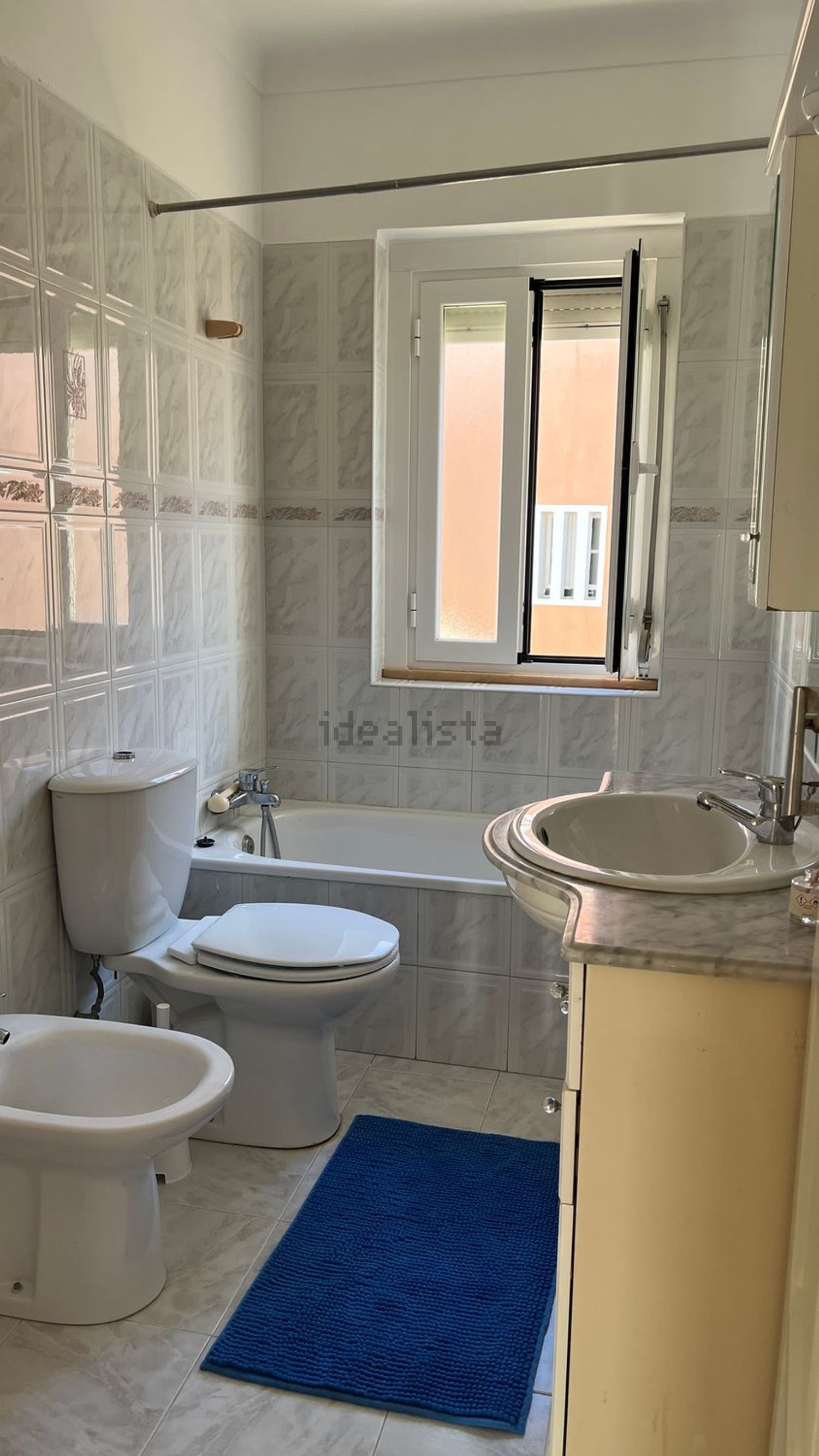 出租房间Largo Infância, 16 - 卫生间