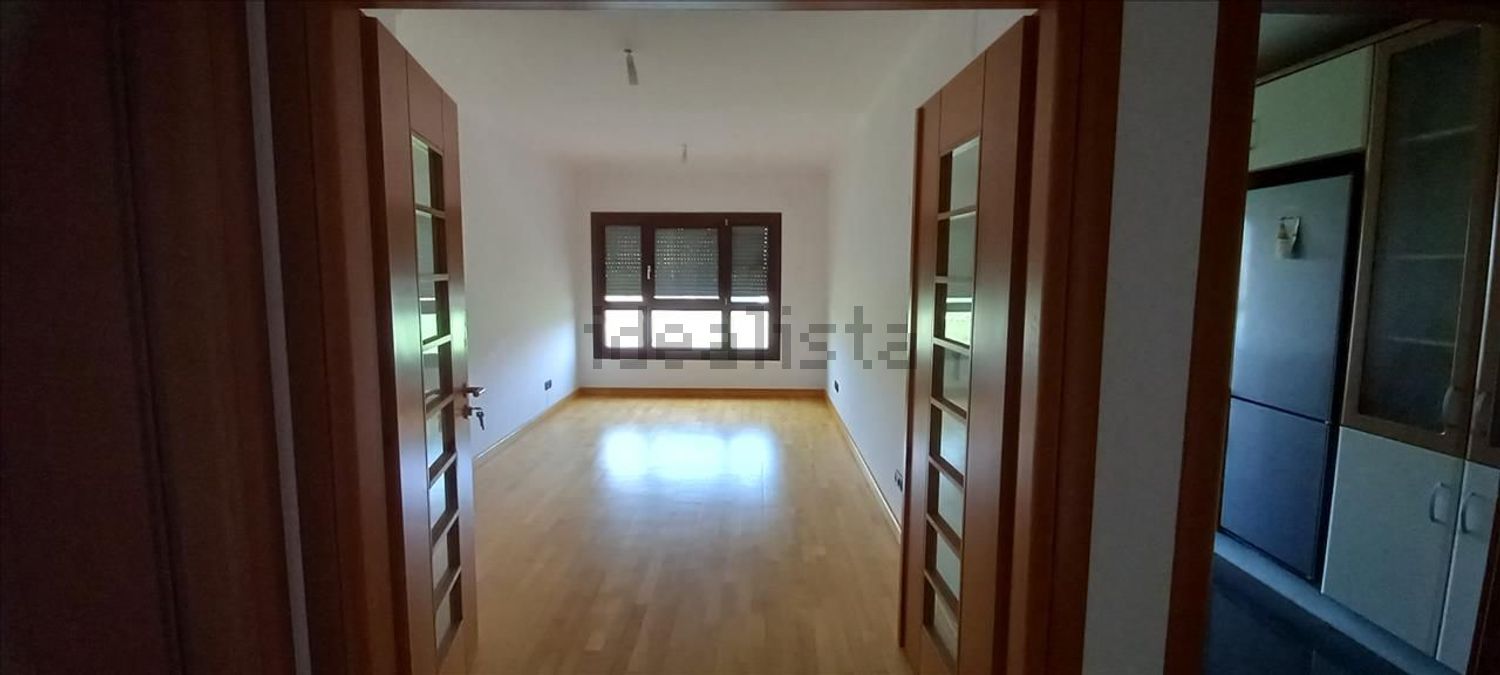 公寓 t1出售在Avenida Cidade de Bratislava - 过道