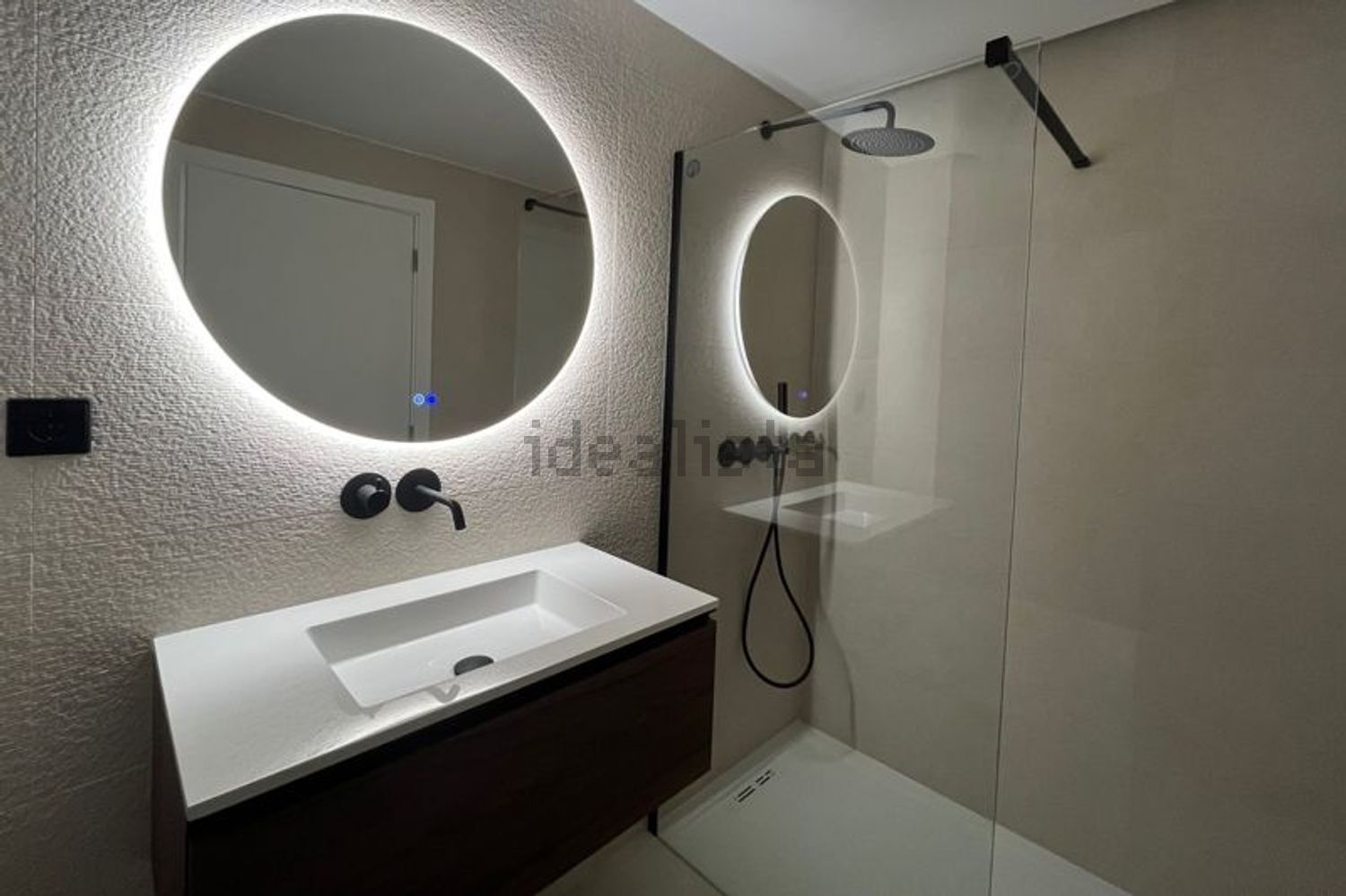 公寓 t1出售在Avenida Tenente Valadim - 卫生间