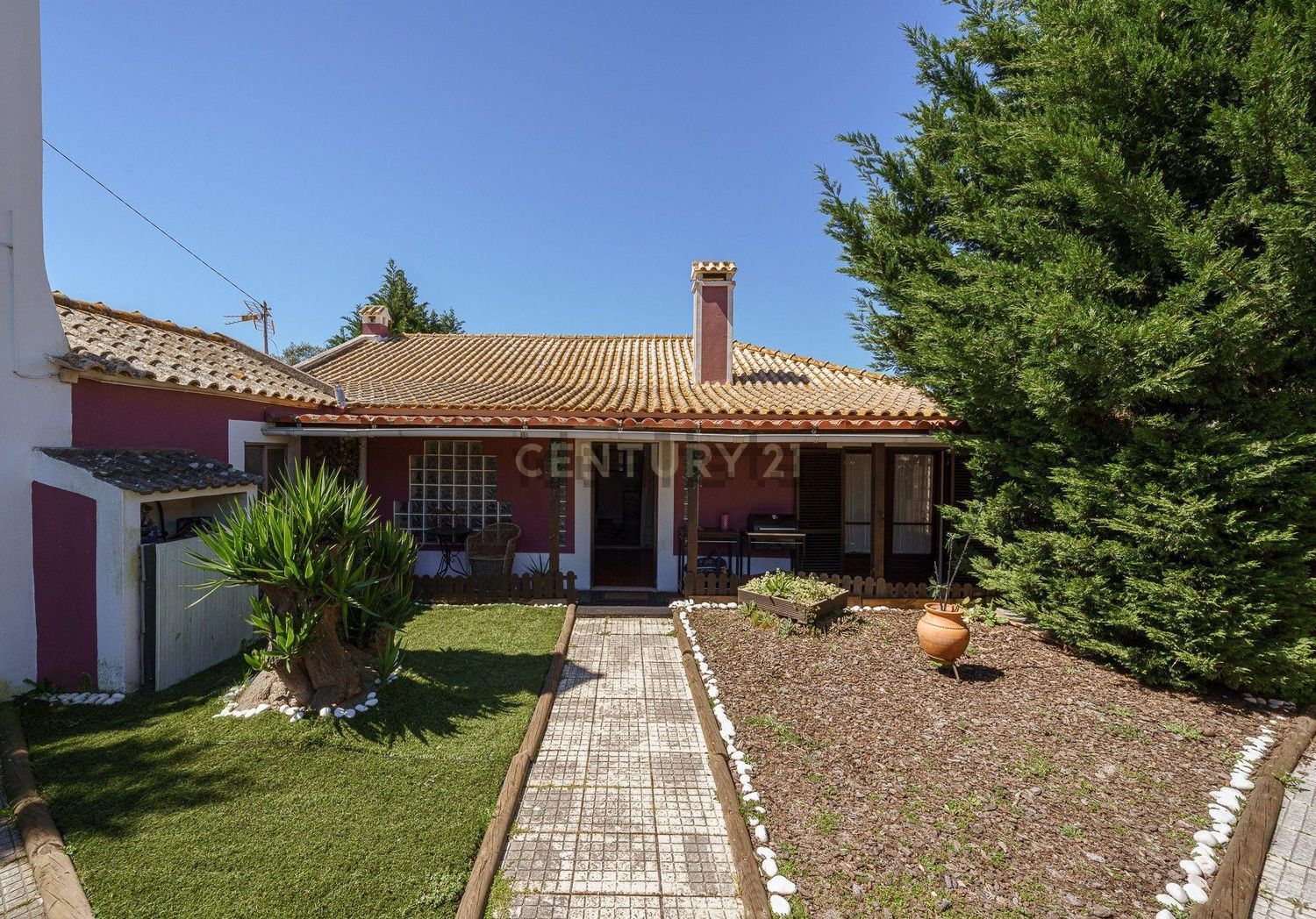 庄园出售在Rua 9 de Março, 27 - 外立面