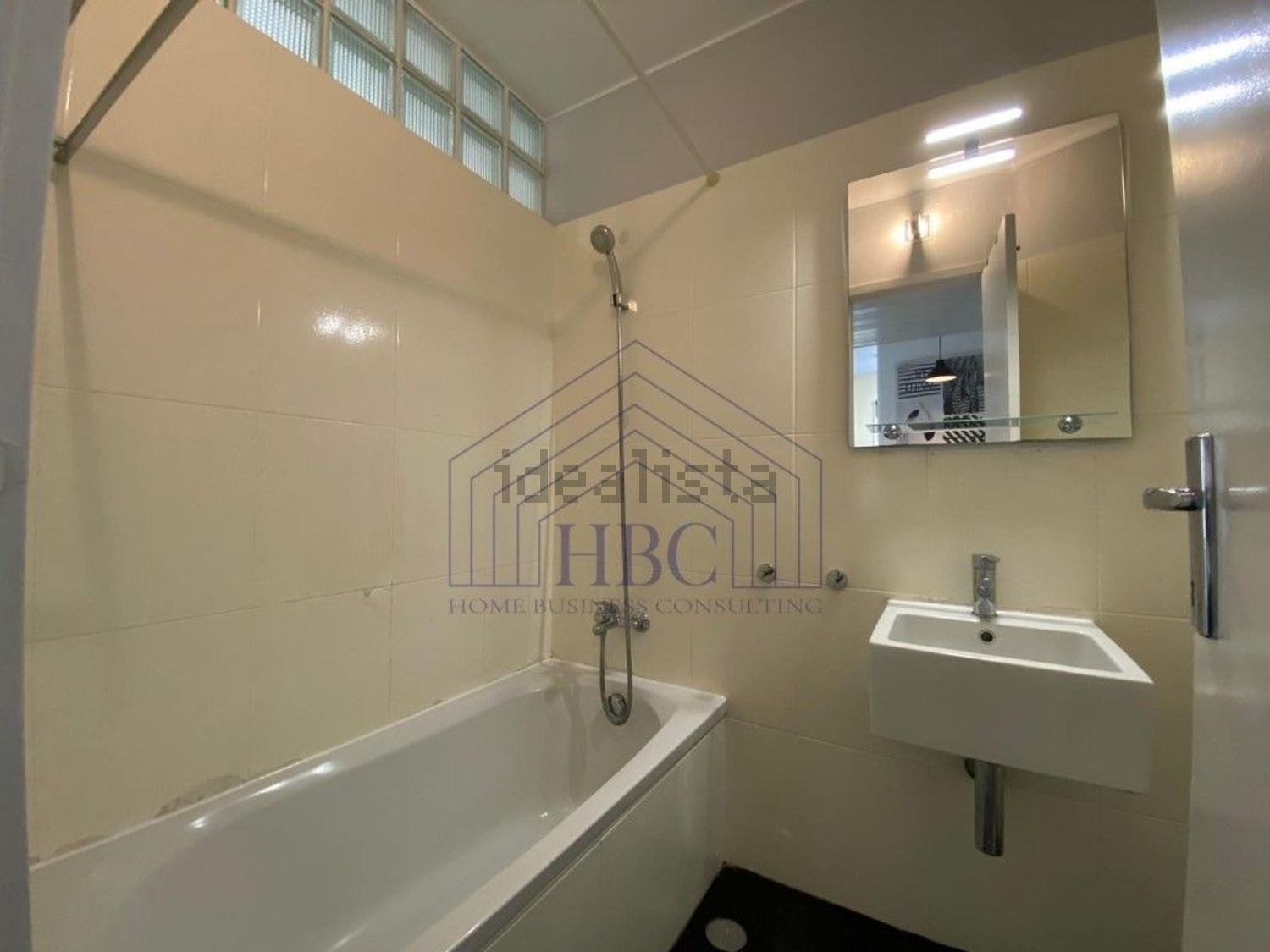 出租公寓 t1在Olivais - 卫生间