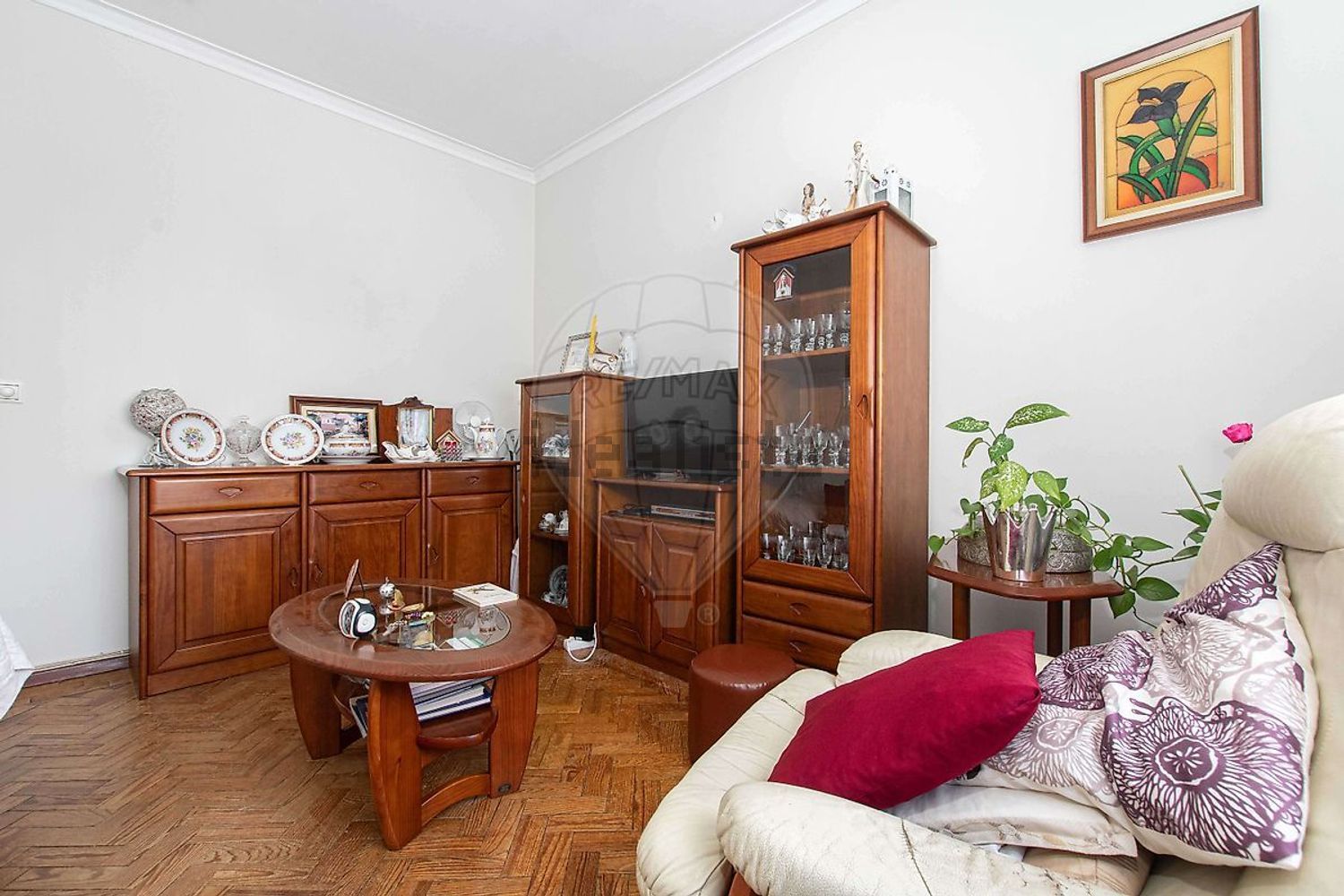 公寓 t2出售在Rua Piloto Nascimento Costa - 客厅