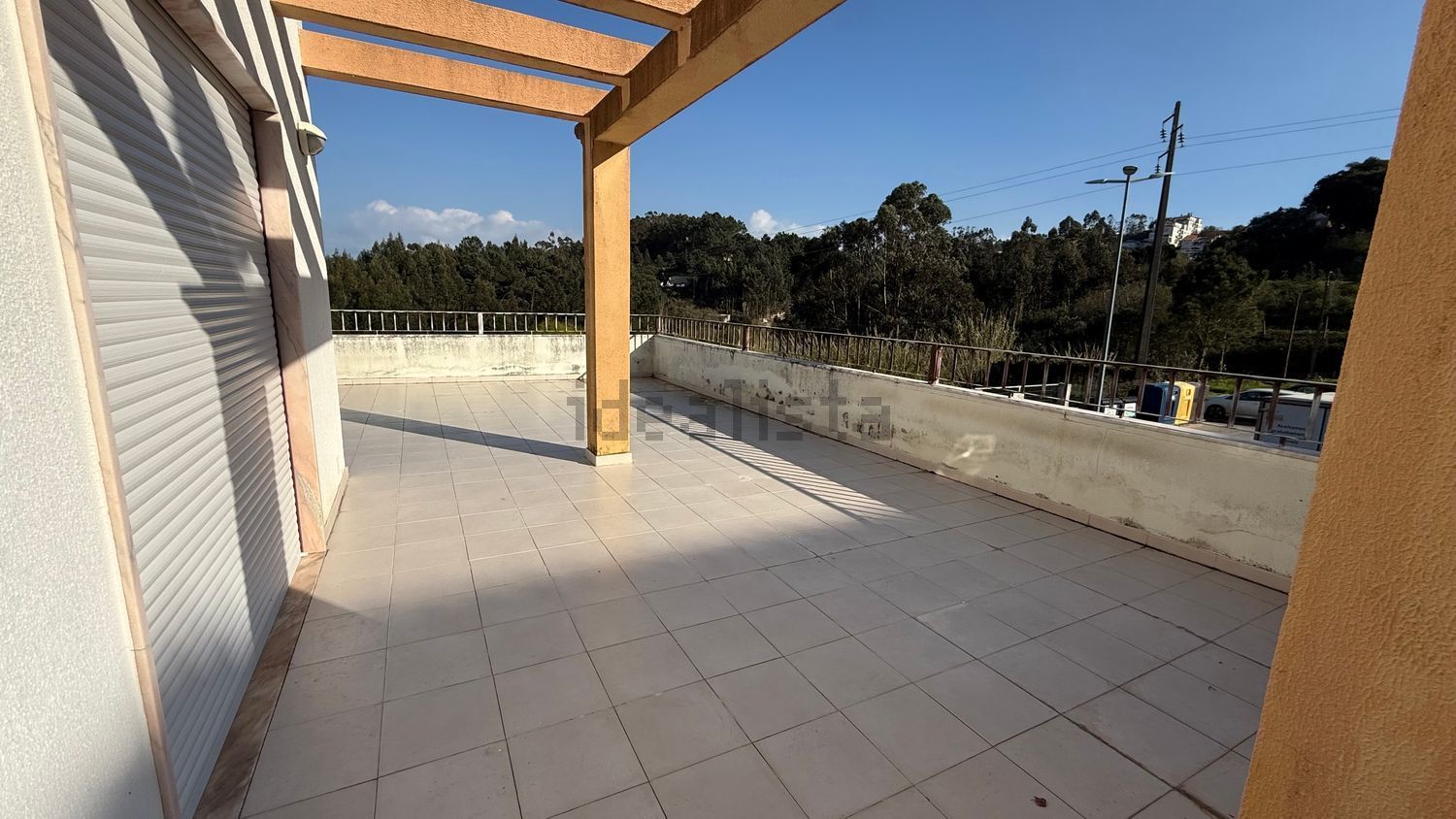 复式公寓出售在Rua das Glicínias, 2 a - 阳台