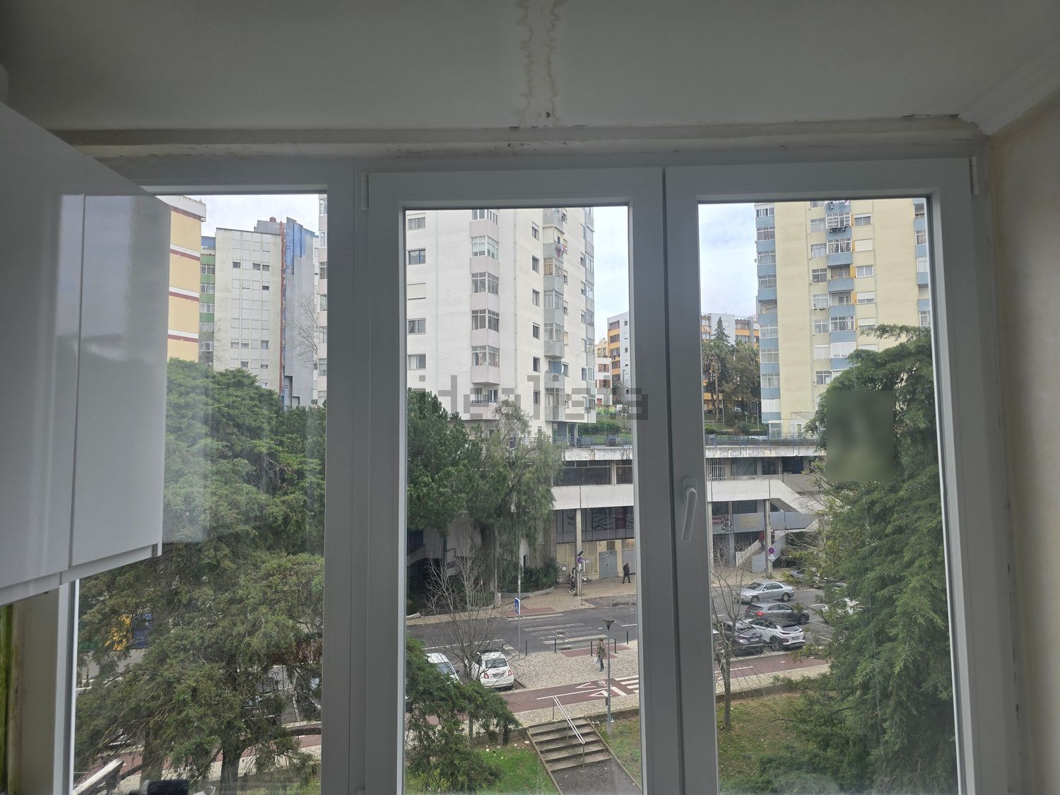 出租房间在Avenida Engenheiro Francisco de Lencastre Garrett, 30 - 照片