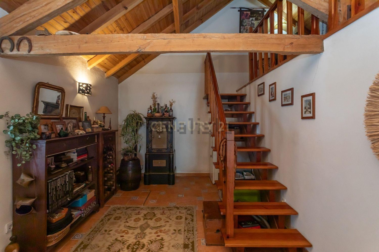 小楼房或独栋别墅出售在Rua Nossa Senhora dos Remédios, 32 - 详情