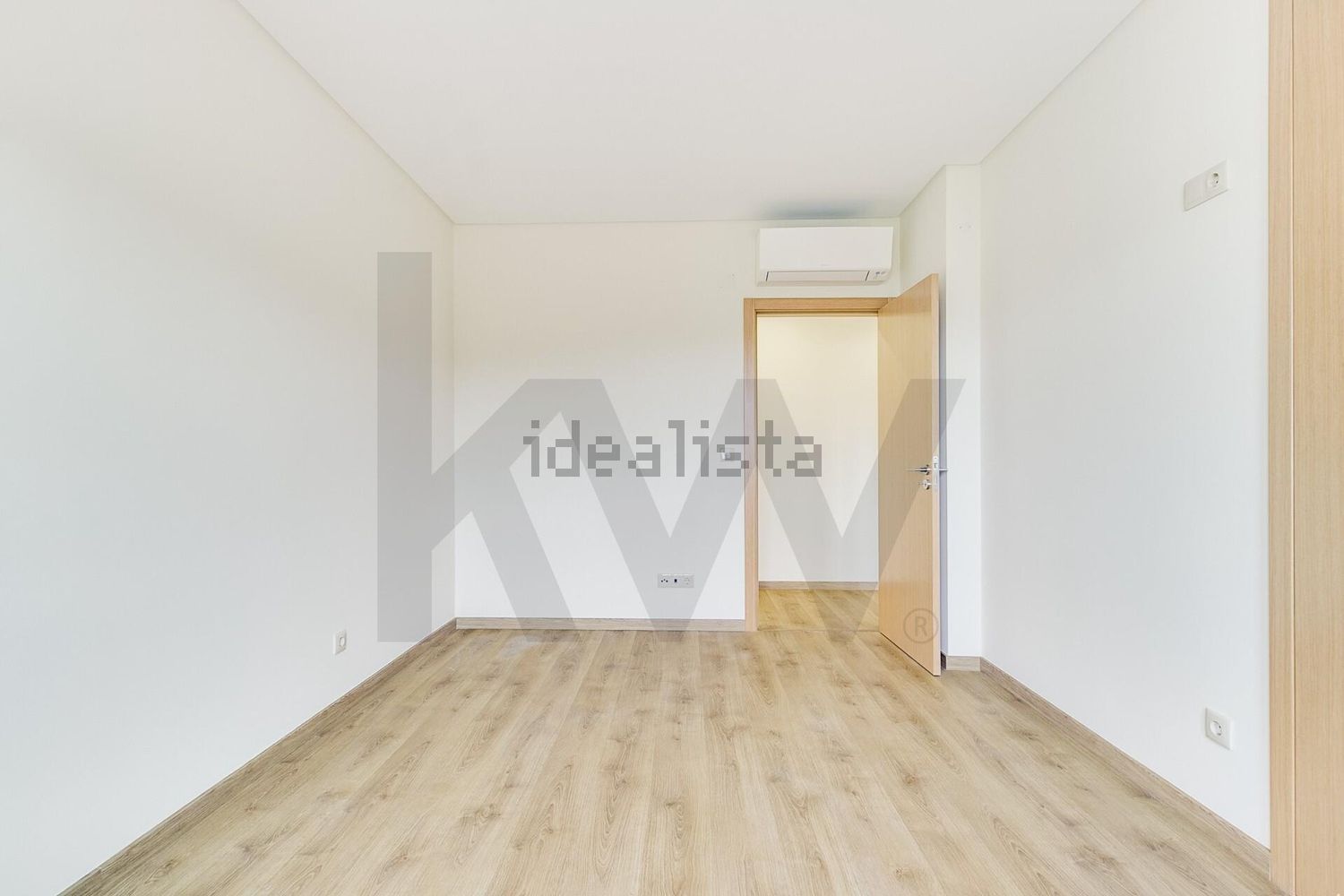 公寓 t3出售在Estrada da Luz, 81 - 居住