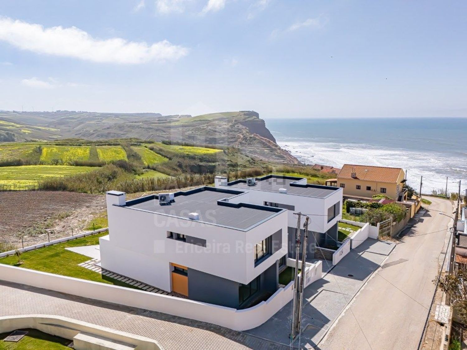 小楼房或独栋别墅出售在São Pedro da Cadeira - 视线