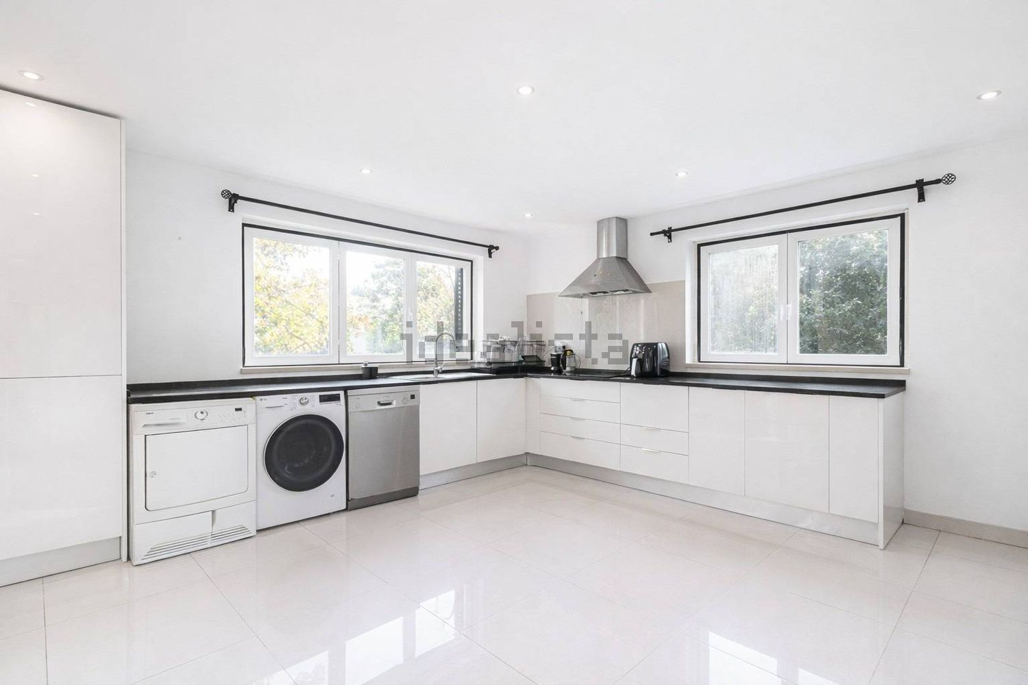 出租小楼房或独栋别墅在Rua das Margaridas, 20 - 厨房