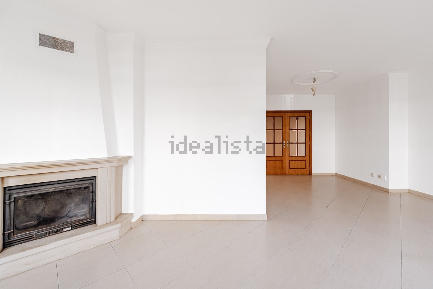 公寓 t3出售在Falagueira-Venda Nova - 客厅