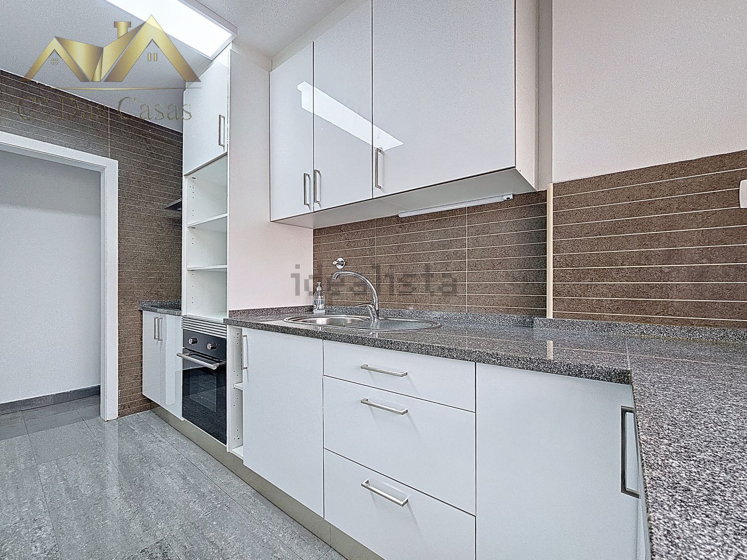 出租公寓 t2在Rua António Sardinha, 10 - 厨房