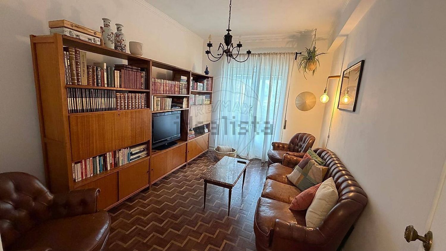 公寓 t3出售在Avenida Brito Pais - 客厅