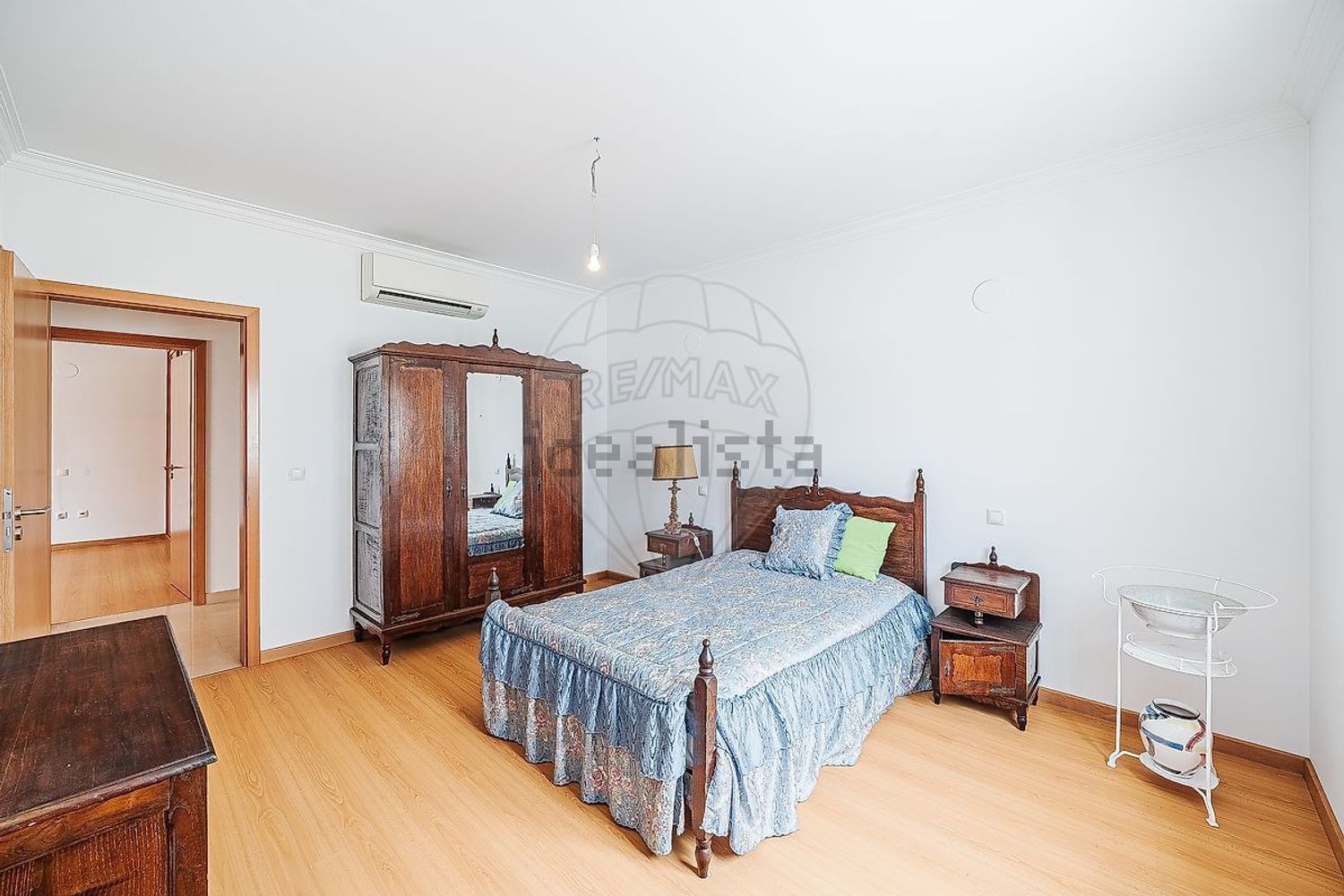 小楼房或独栋别墅出售在Rua Jorge Peixinho - 卧室